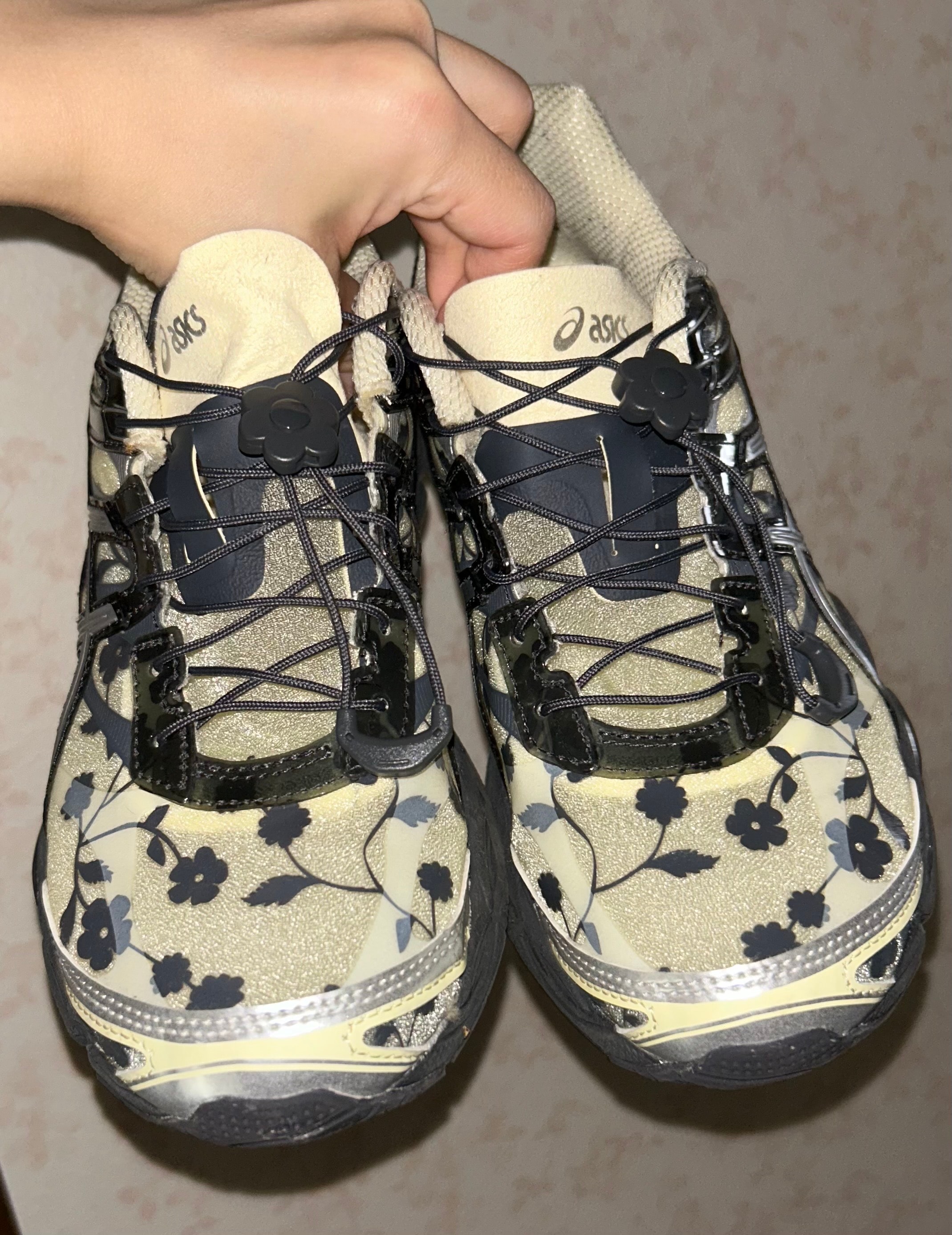 Cecilie Bahnsen × Asics Gel-Cumulus 16 Floral "Ivory/Black"