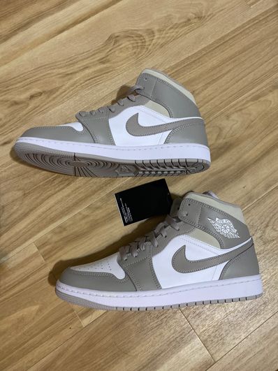 Nike Air Jordan 1 Mid "Linen"