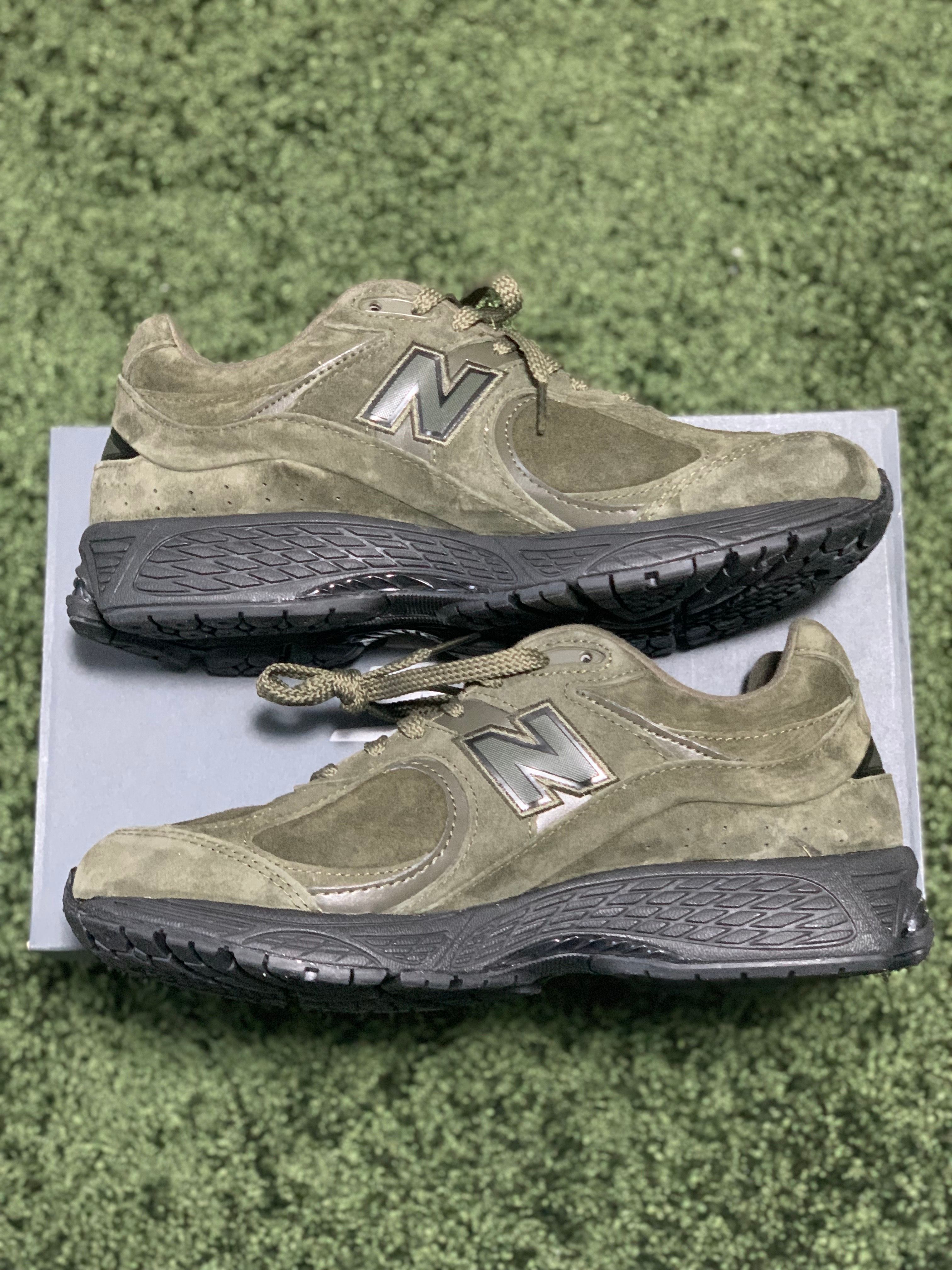New Balance 2002R "Olive"