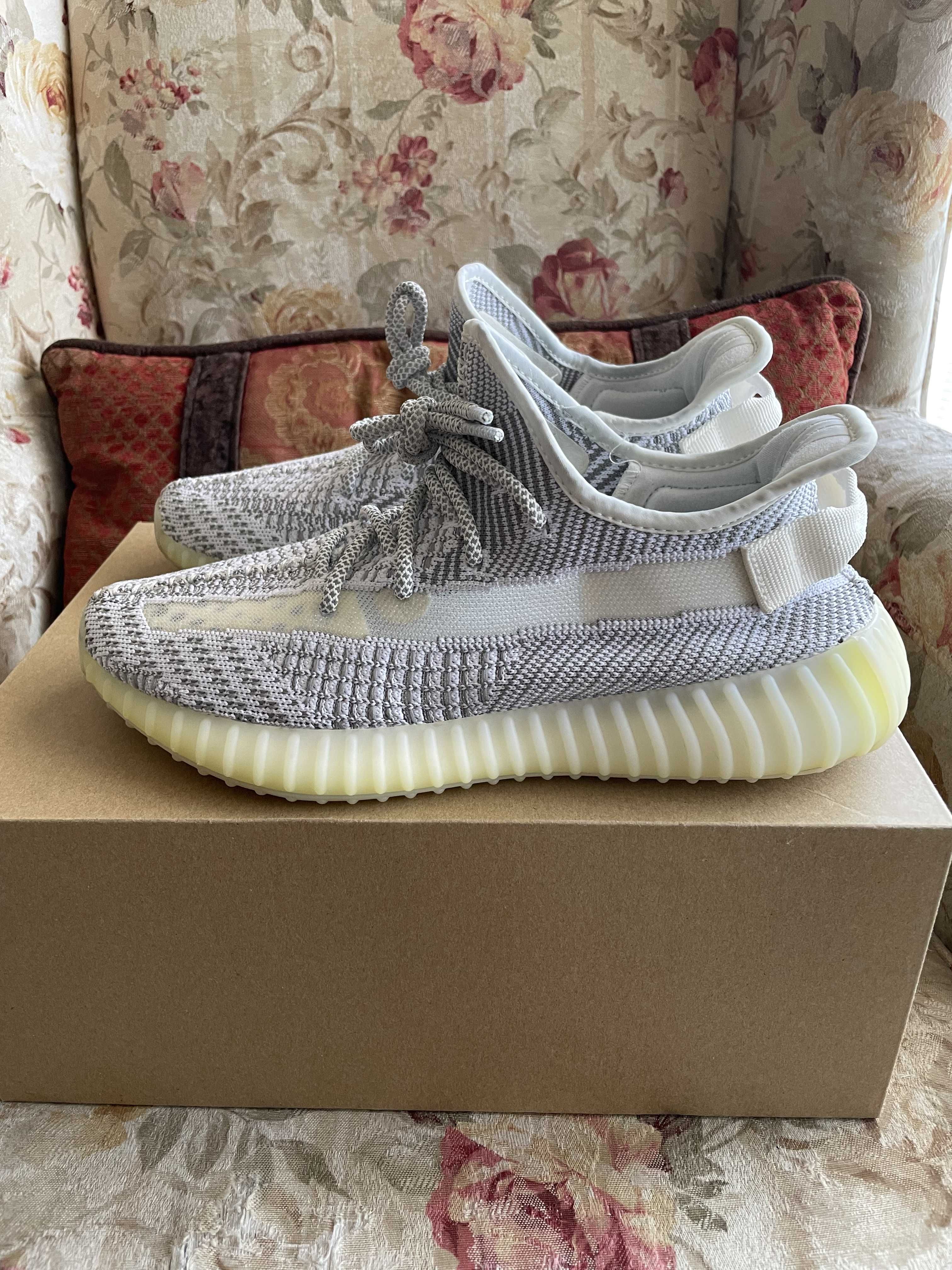 adidas YEEZY Boost 350V2 "Static"