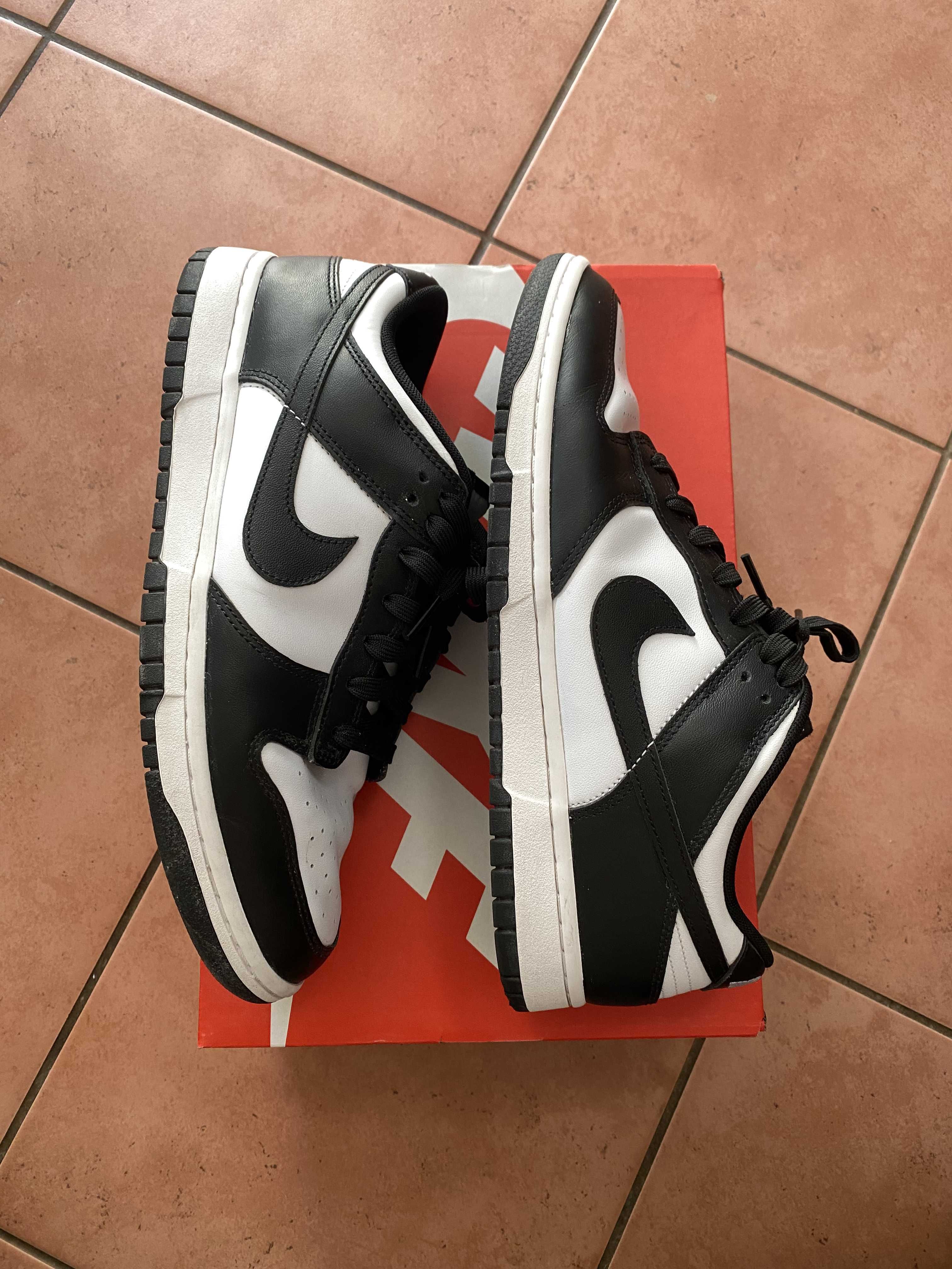 Nike Dunk Low Retro "Panda/White/Black"