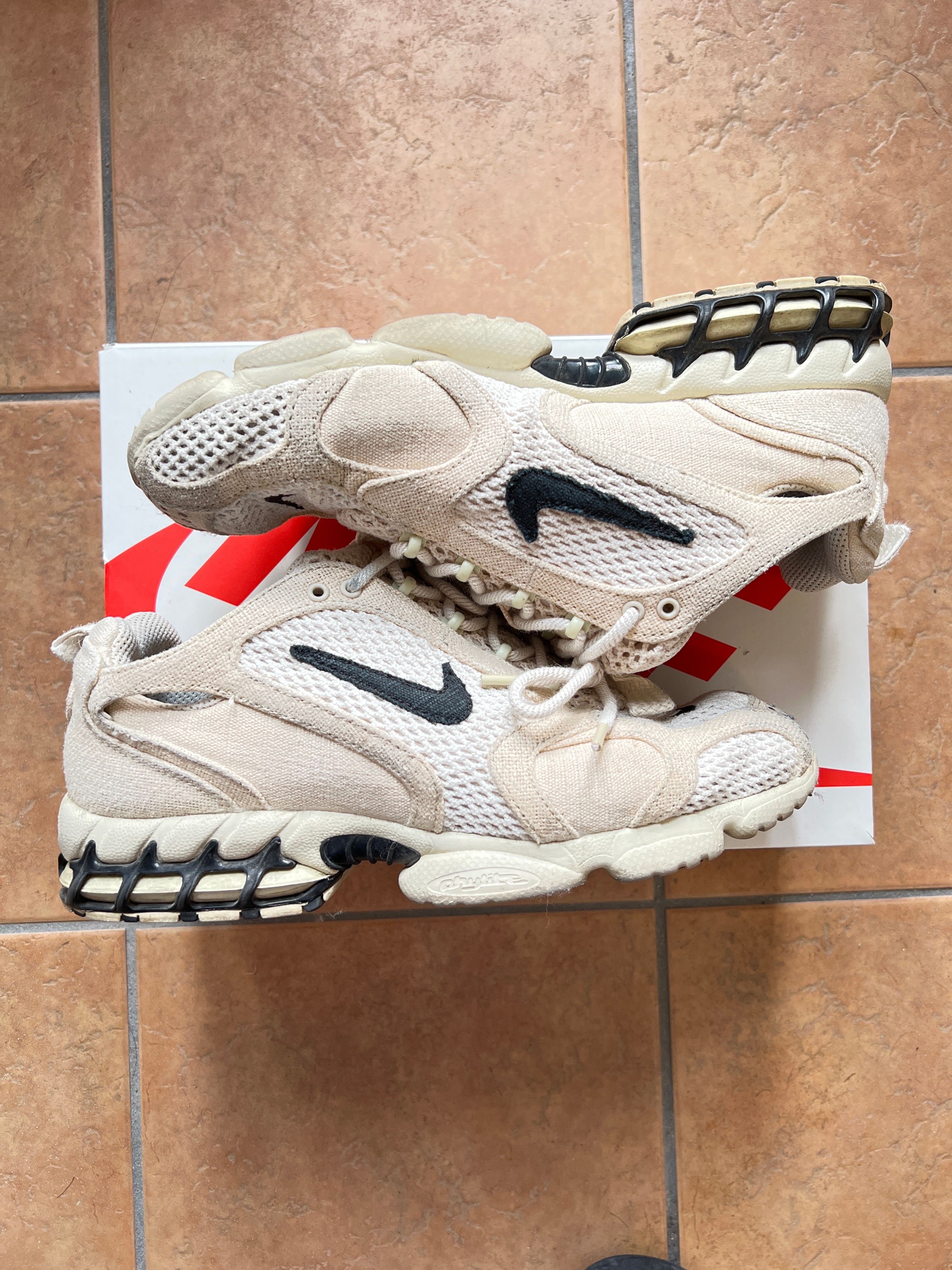 Stussy × Nike Air Zoom Spiridon CG 2 "Fossil/Black"