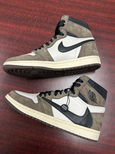 Travis Scott × Nike Air Jordan 1 Retro High OG TS SP "Sail/Dark Mocha"