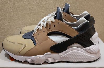 Nike Air Huarache "Escape" (2021)