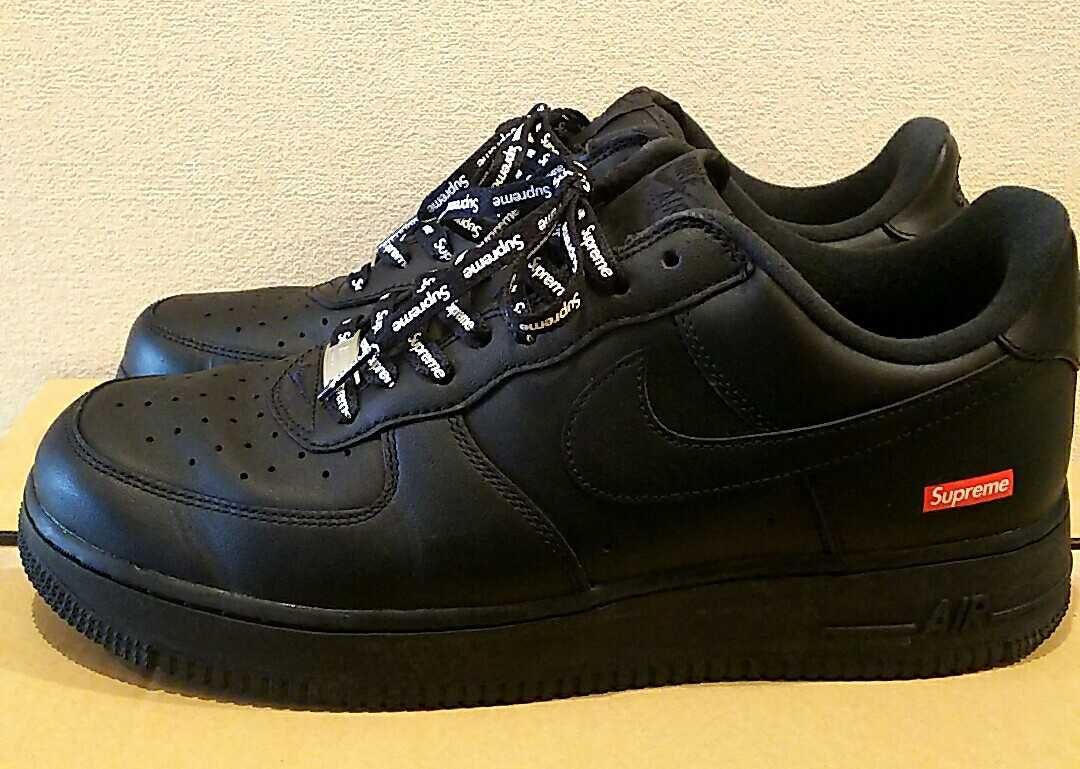 Supreme × Nike Air Force 1 Low "Black"