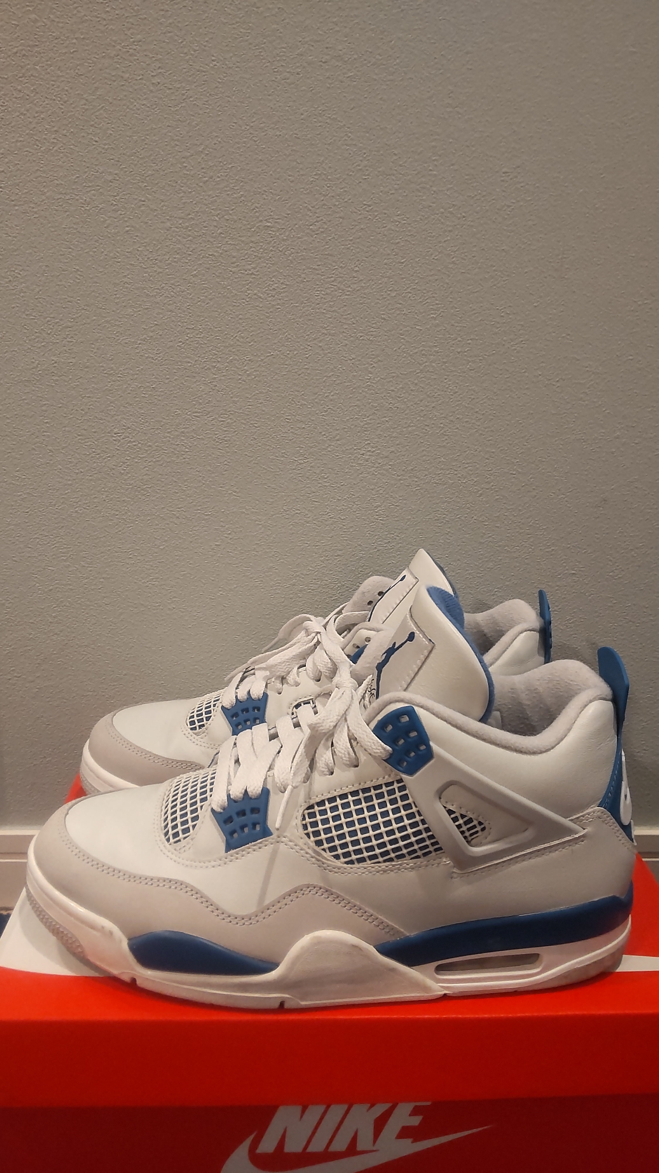 Nike Air Jordan 4 Retro "Industrial Blue"