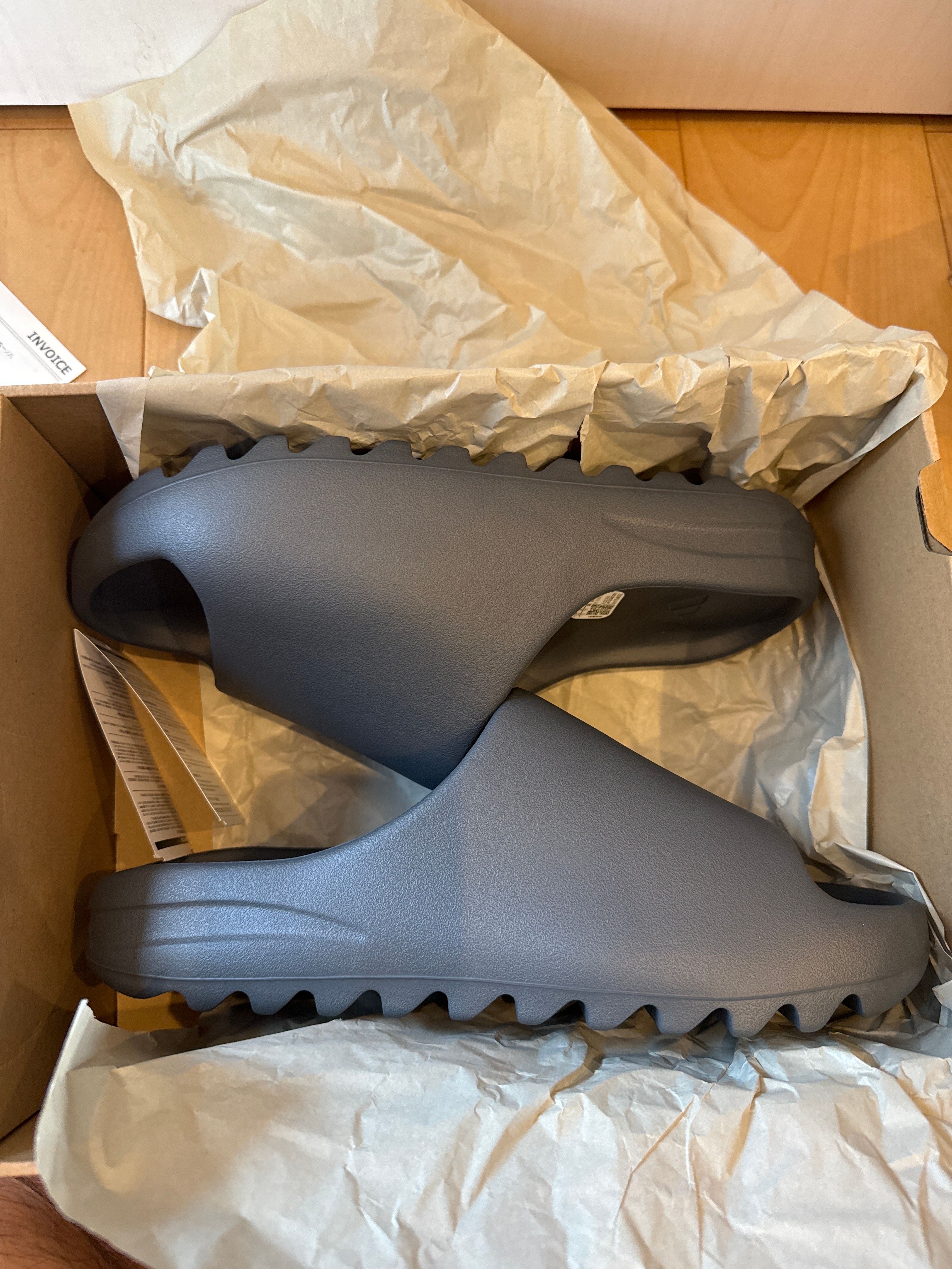 adidas YEEZY Slide "Slate Grey"