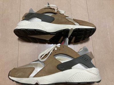 Stussy × Nike Air Huarache "Desert Oak"