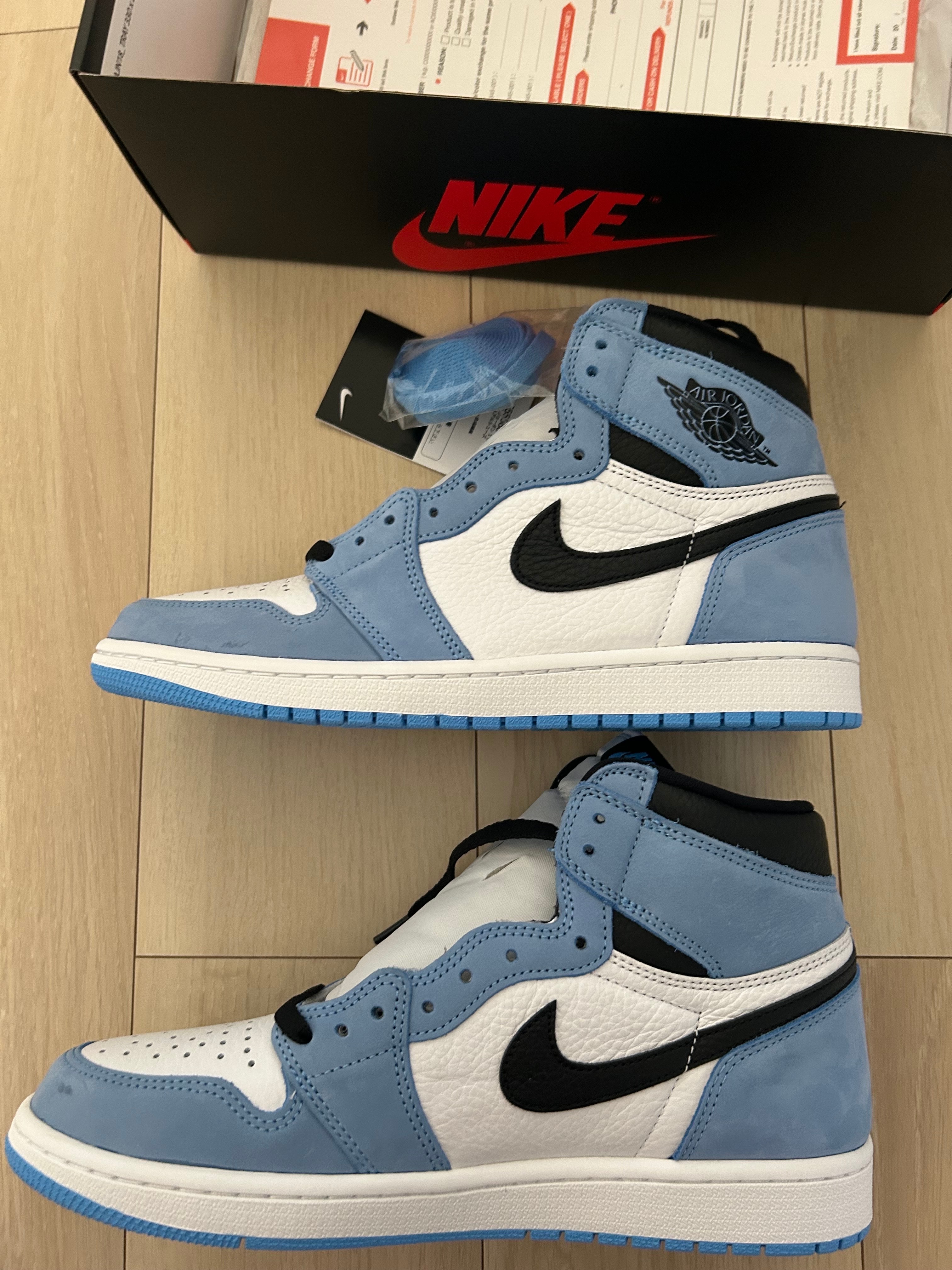 Nike Air Jordan 1 High OG "University Blue"