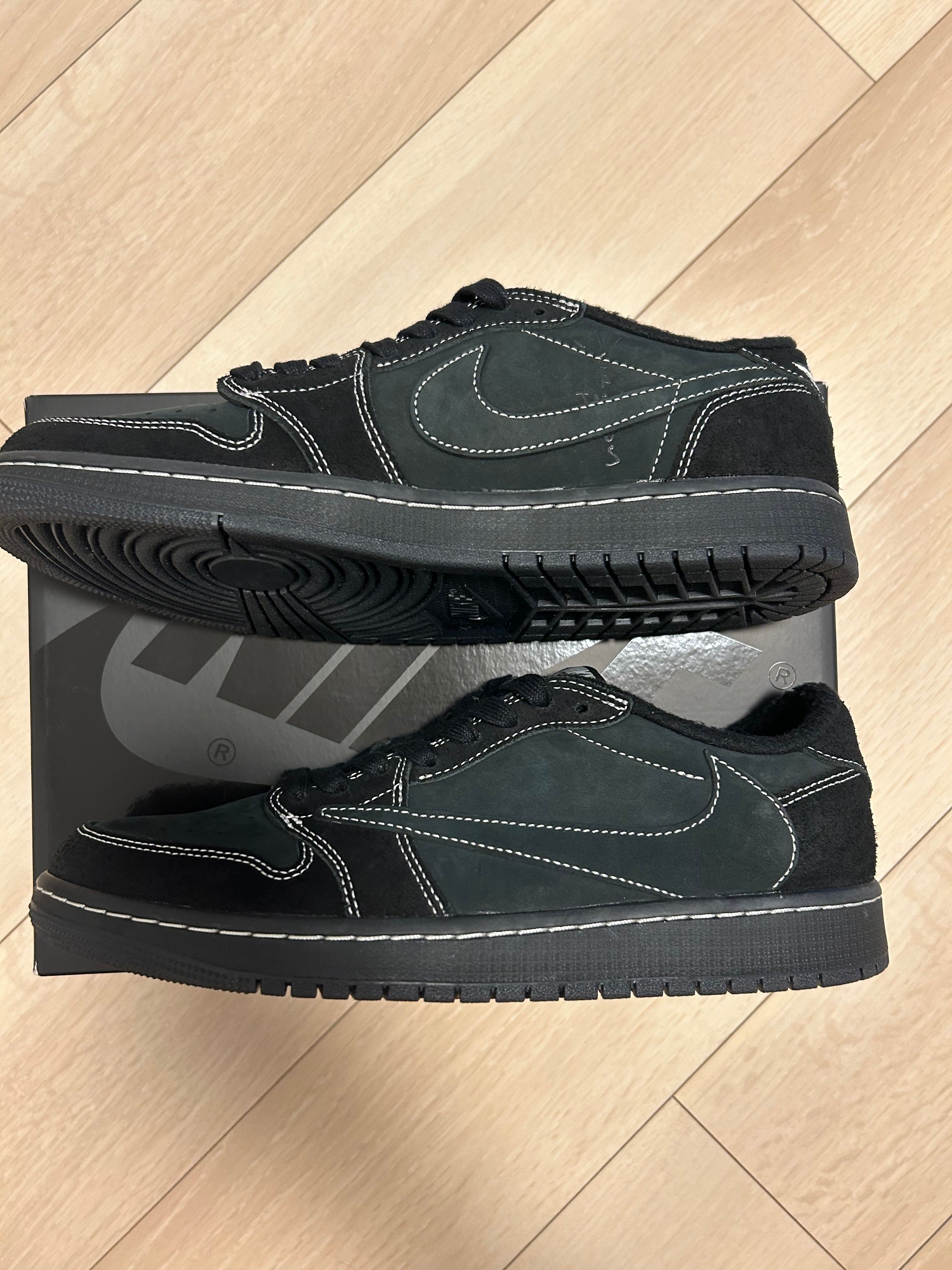 Travis Scott × Nike Air Jordan 1 Low OG SP "Black Phantom"