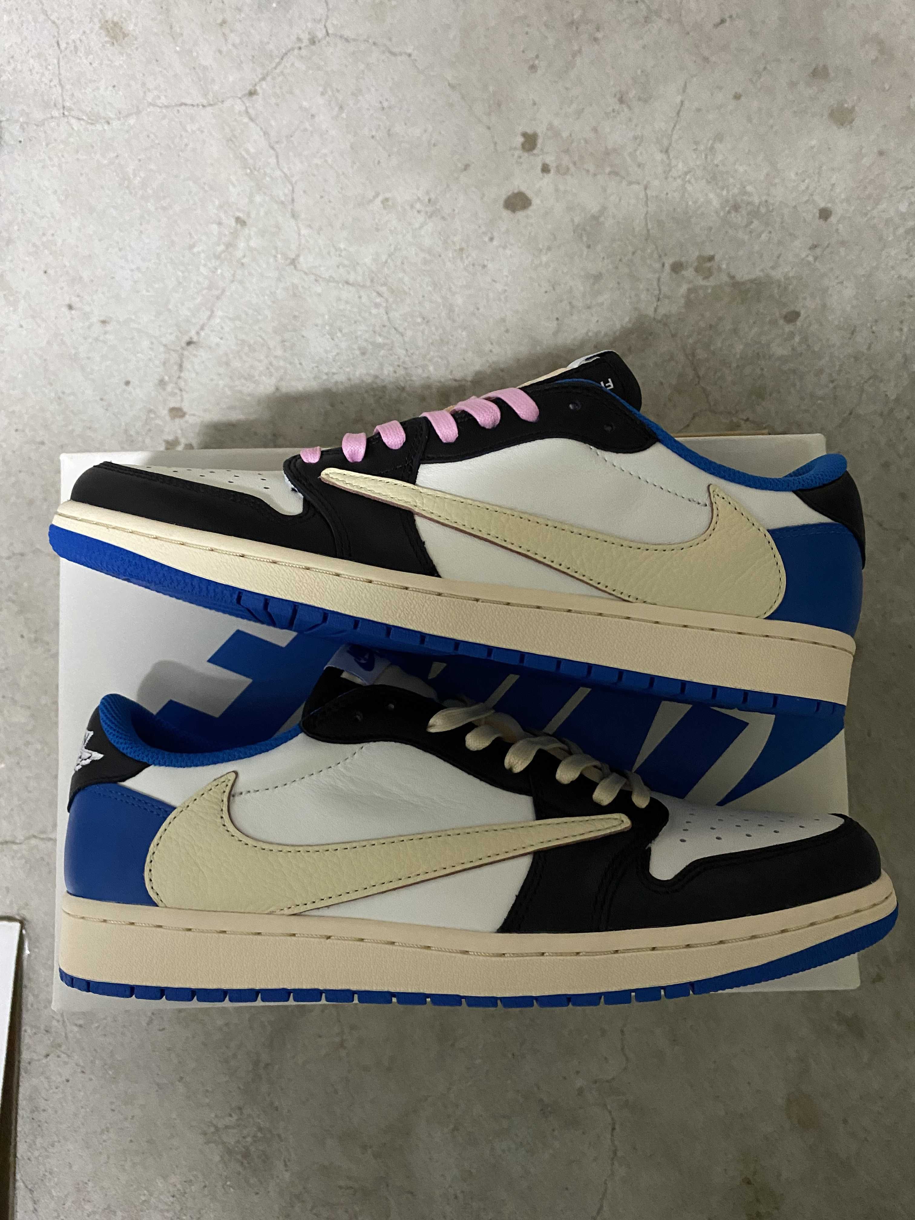 Travis Scott × fragment design × Nike Air Jordan 1 Low OG SP "Military Blue"