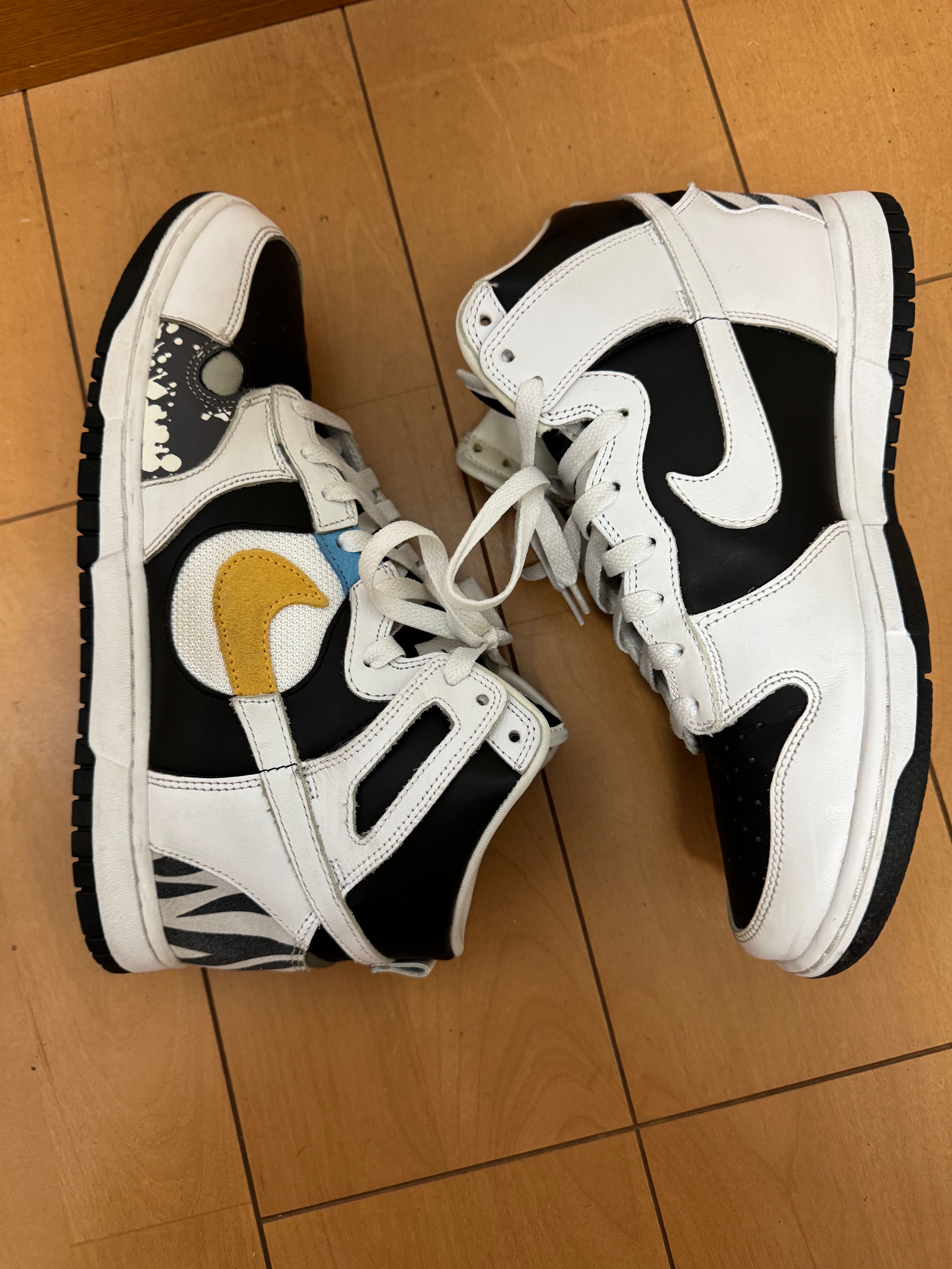 Nike Women's Dunk High "White and Black"