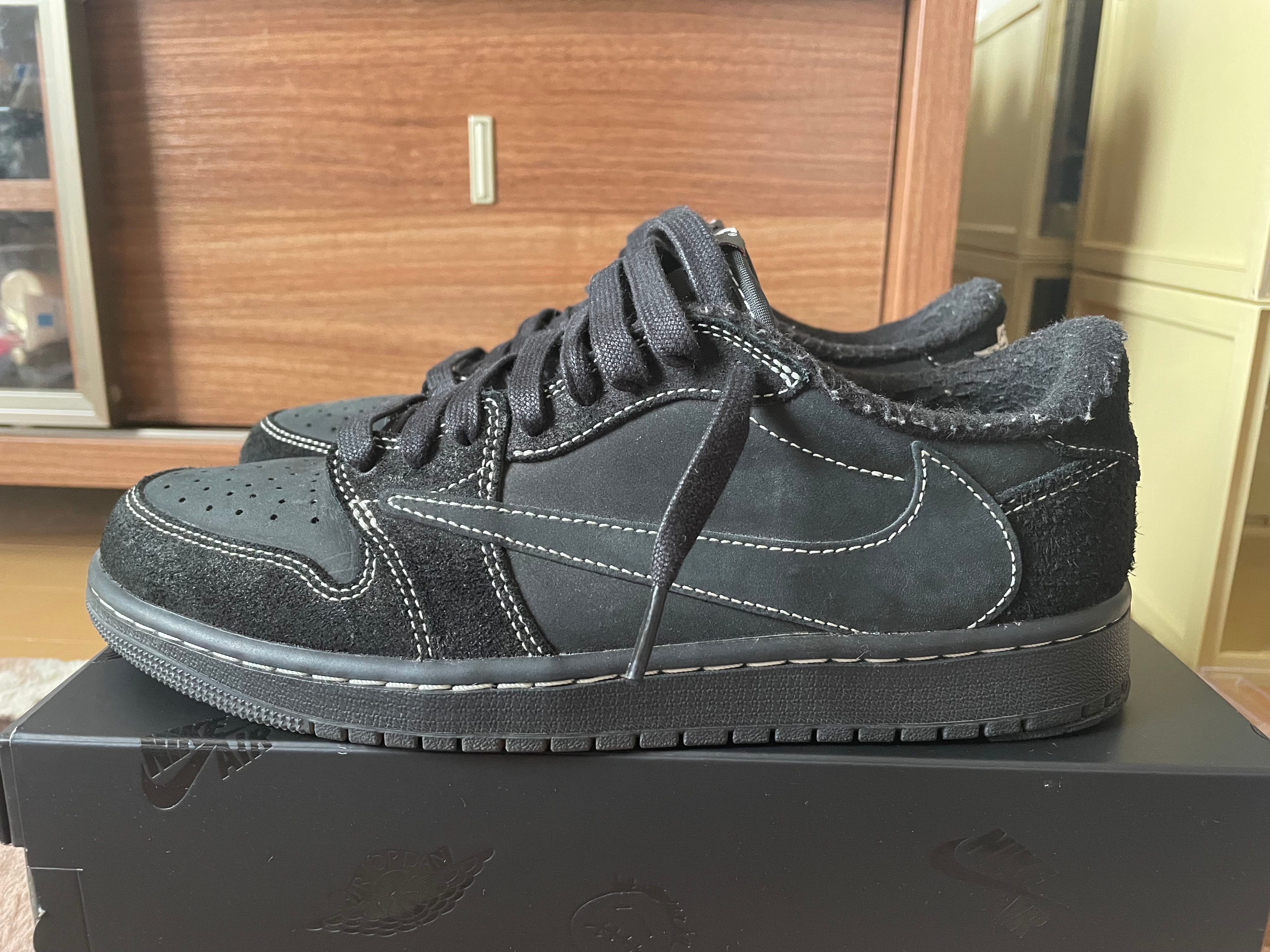 Travis Scott × Nike Air Jordan 1 Low OG SP "Black Phantom"