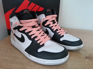 Nike Air Jordan 1 High OG "Bleached Coral"