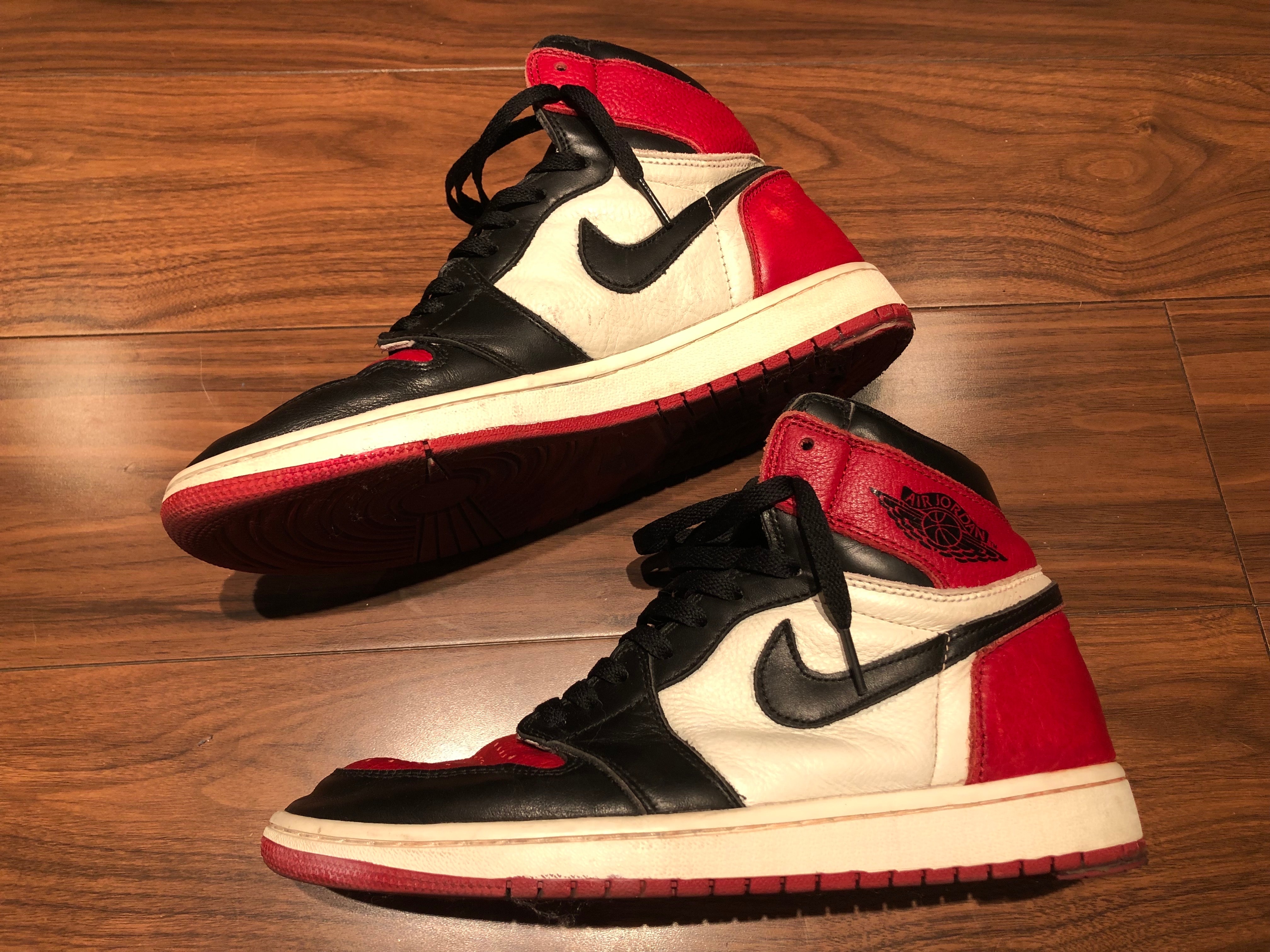 ナイキ エアジョーダン 1 レトロ ハイ OG "ブレッド トゥ"