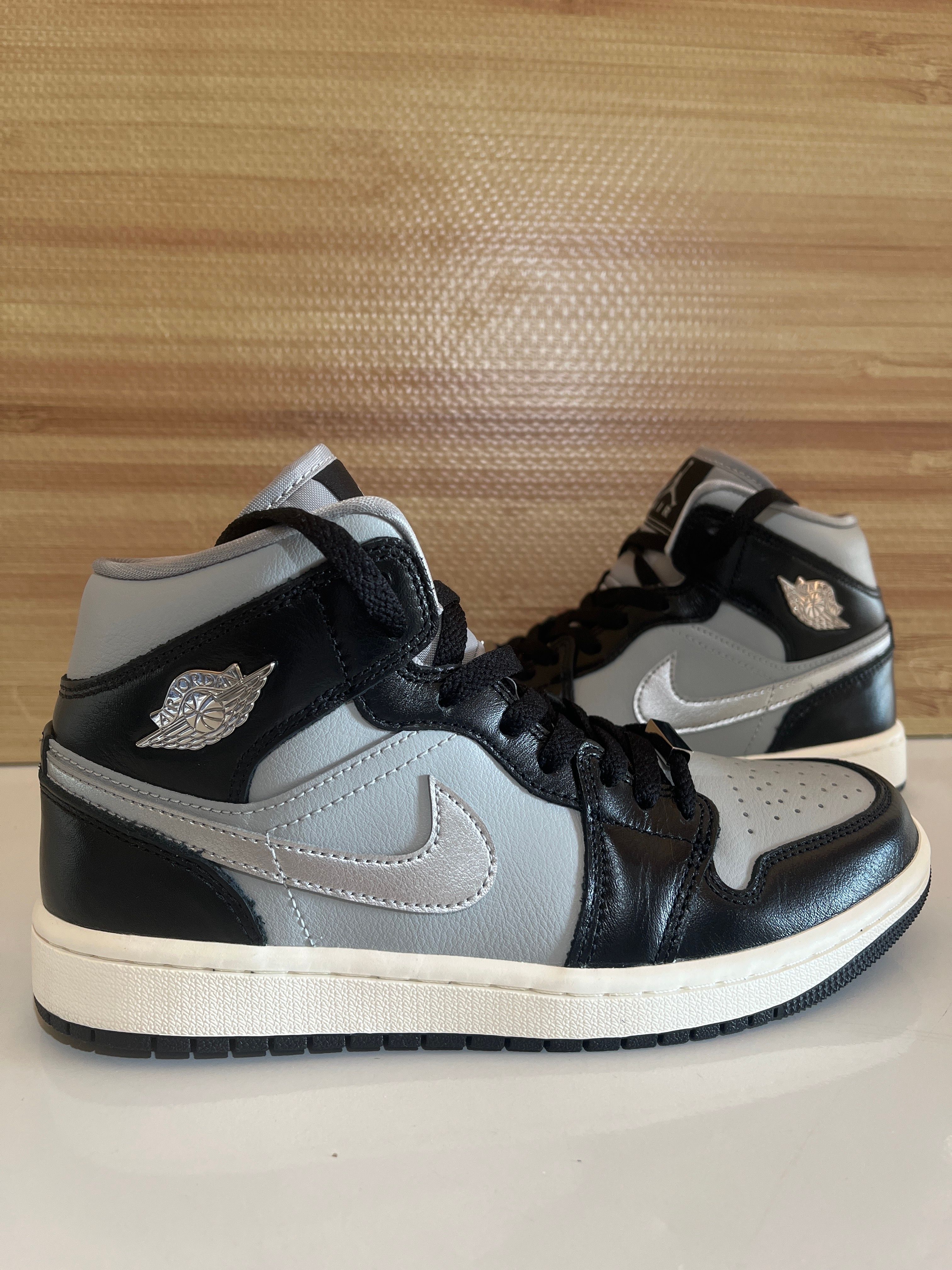 Nike Women's Air Jordan 1 Mid SE "Black Chrome"