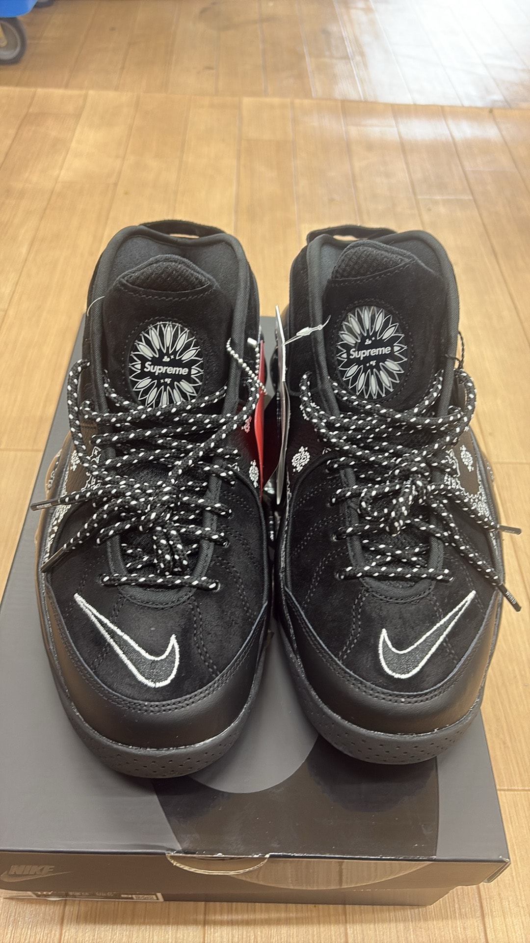Supreme × Nike Air Zoom Flight 95 SP "Black/White"