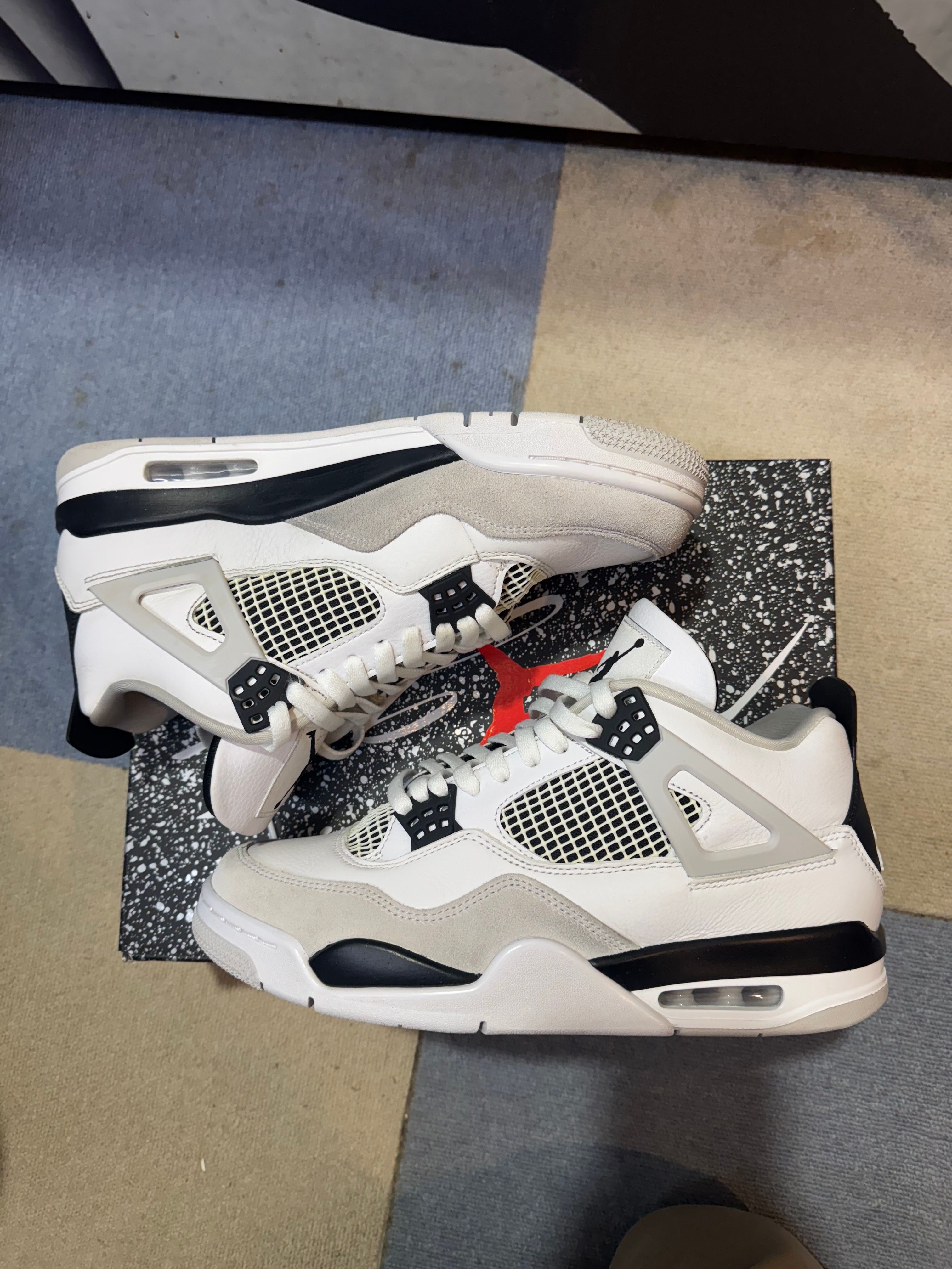 Nike Air Jordan 4 "Military Black"