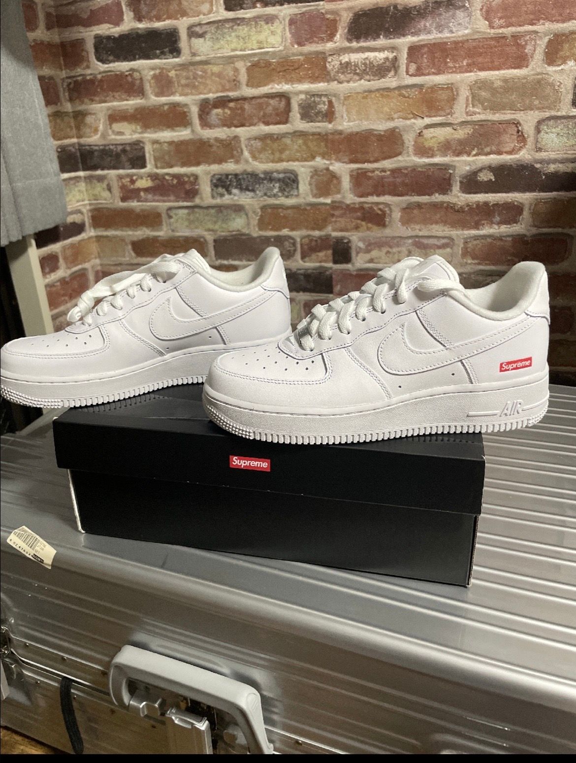 Supreme × Nike Air Force 1 Low "White"