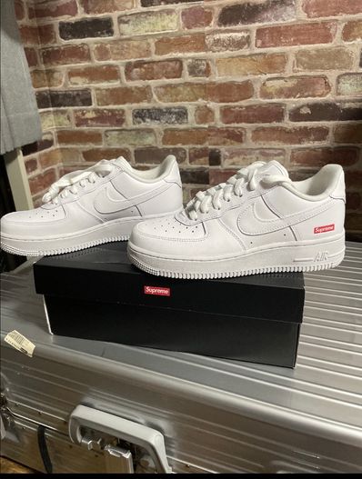 Supreme × Nike Air Force 1 Low "White"