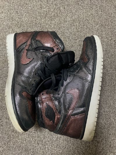 Nike Women's Air Jordan 1 High OG Fearless Metallic Rose Gold