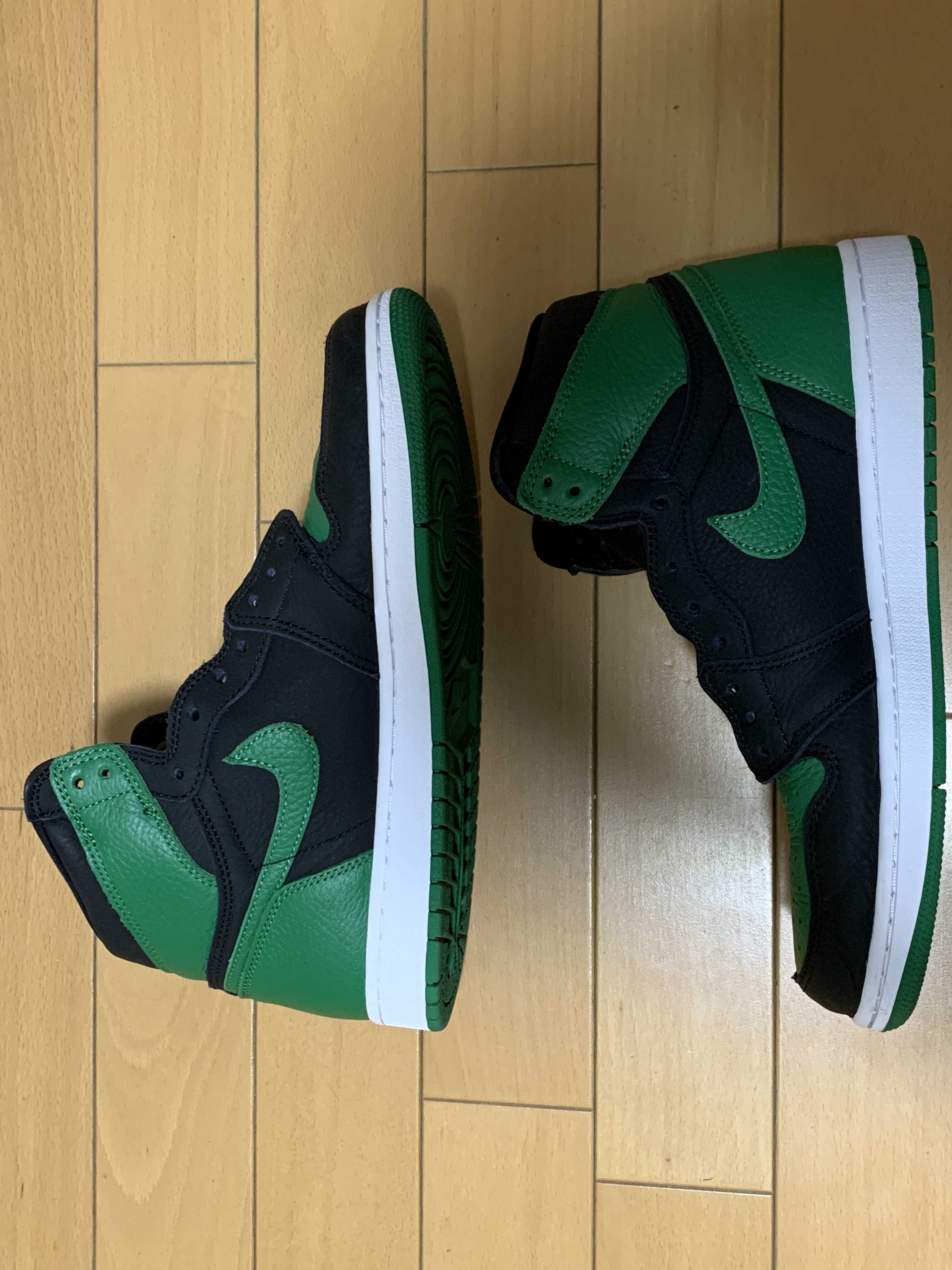 Nike Air Jordan 1 Retro High OG "Black/Pine Green" (2020)