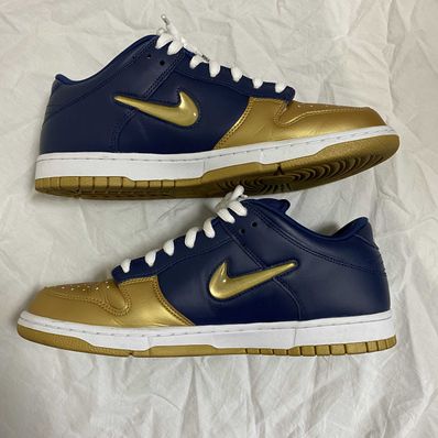 Supreme × Nike SB Dunk Low OG QS "Metallic Gold/Navy"