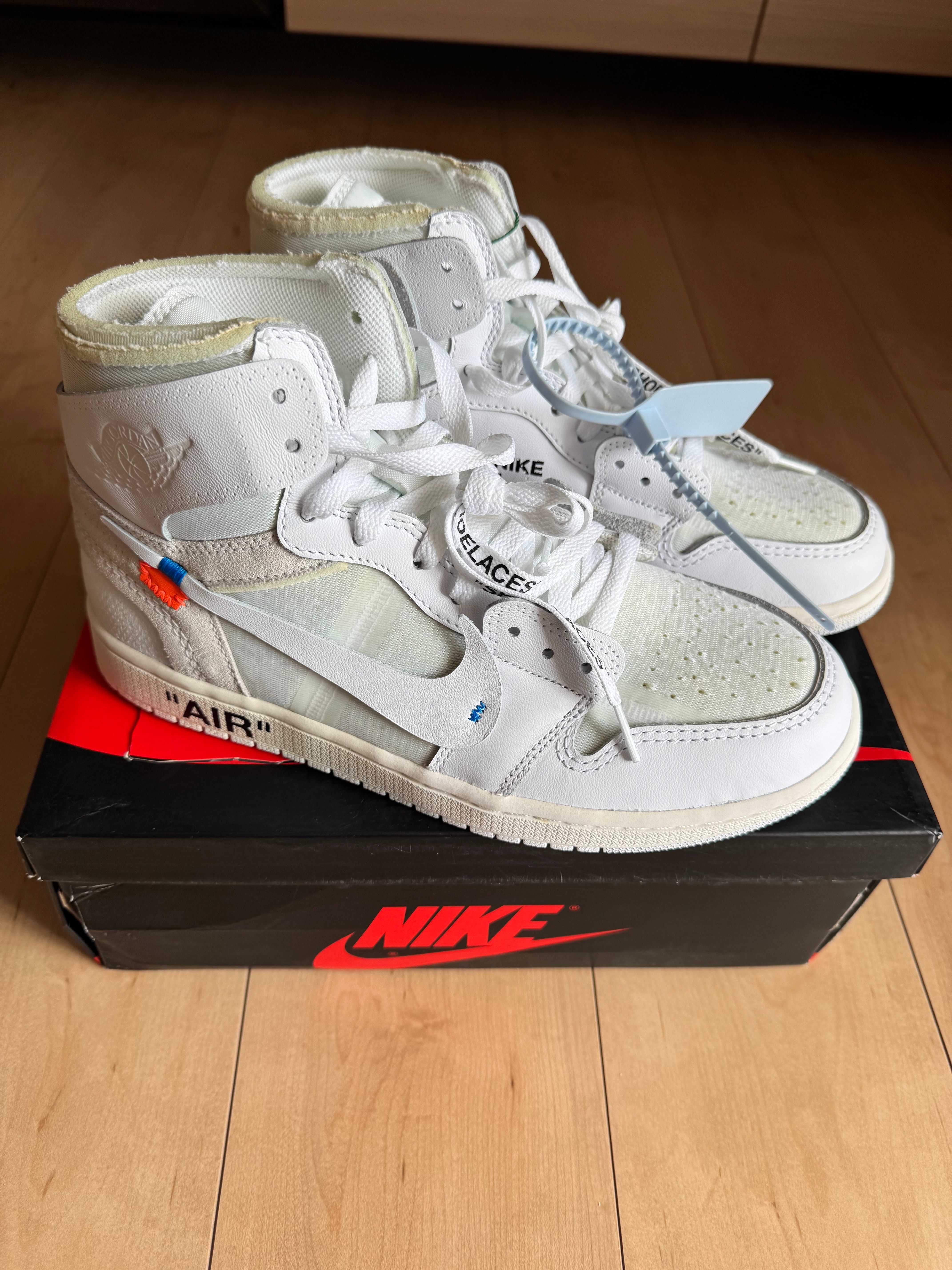 Off-White × Nike Air Jordan 1 Retro High "White"