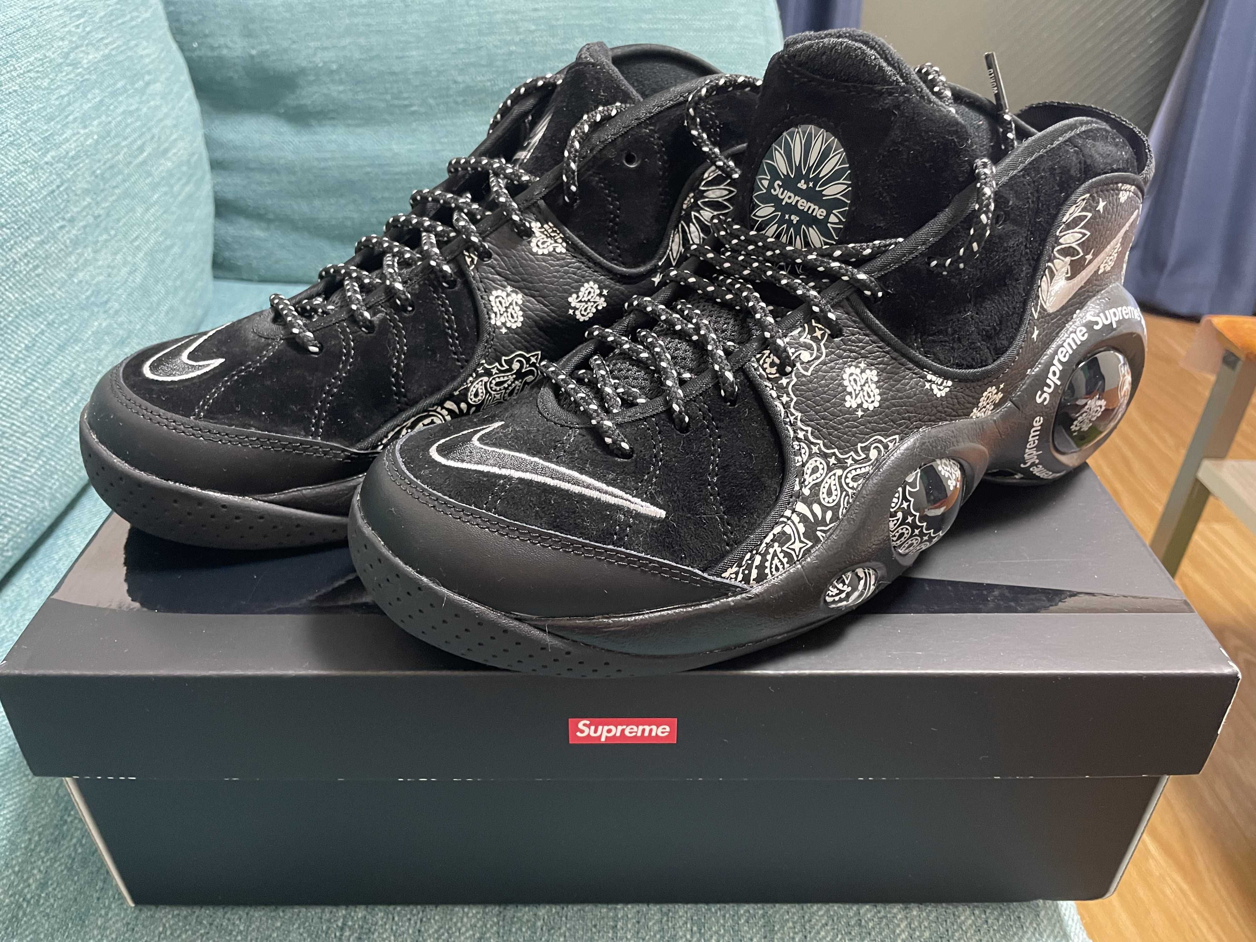 Supreme × Nike Air Zoom Flight 95 SP "Black/White"