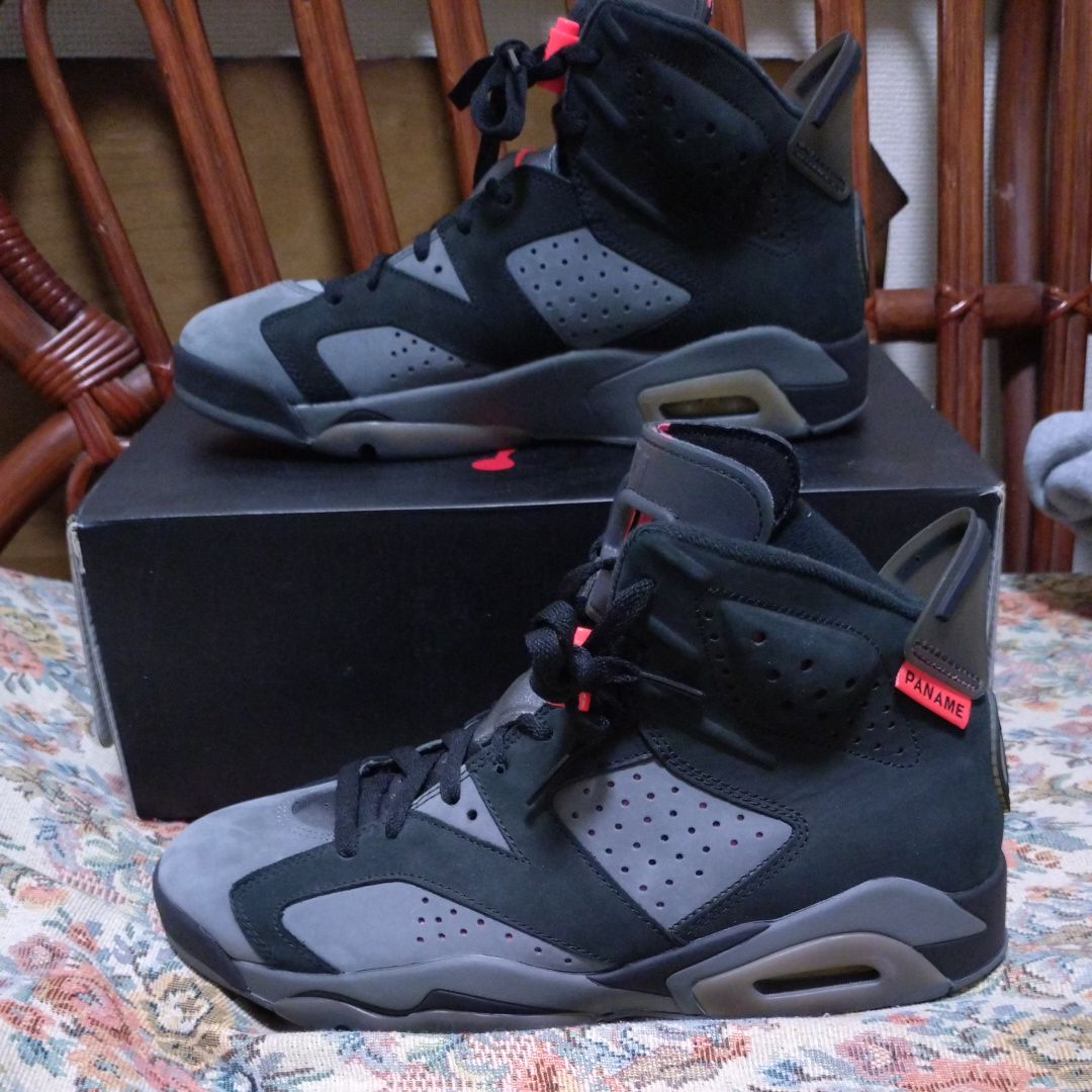 NIKE × PARIS SAINT GERMAIN AIR JORDAN 6 RETRO INFRARED