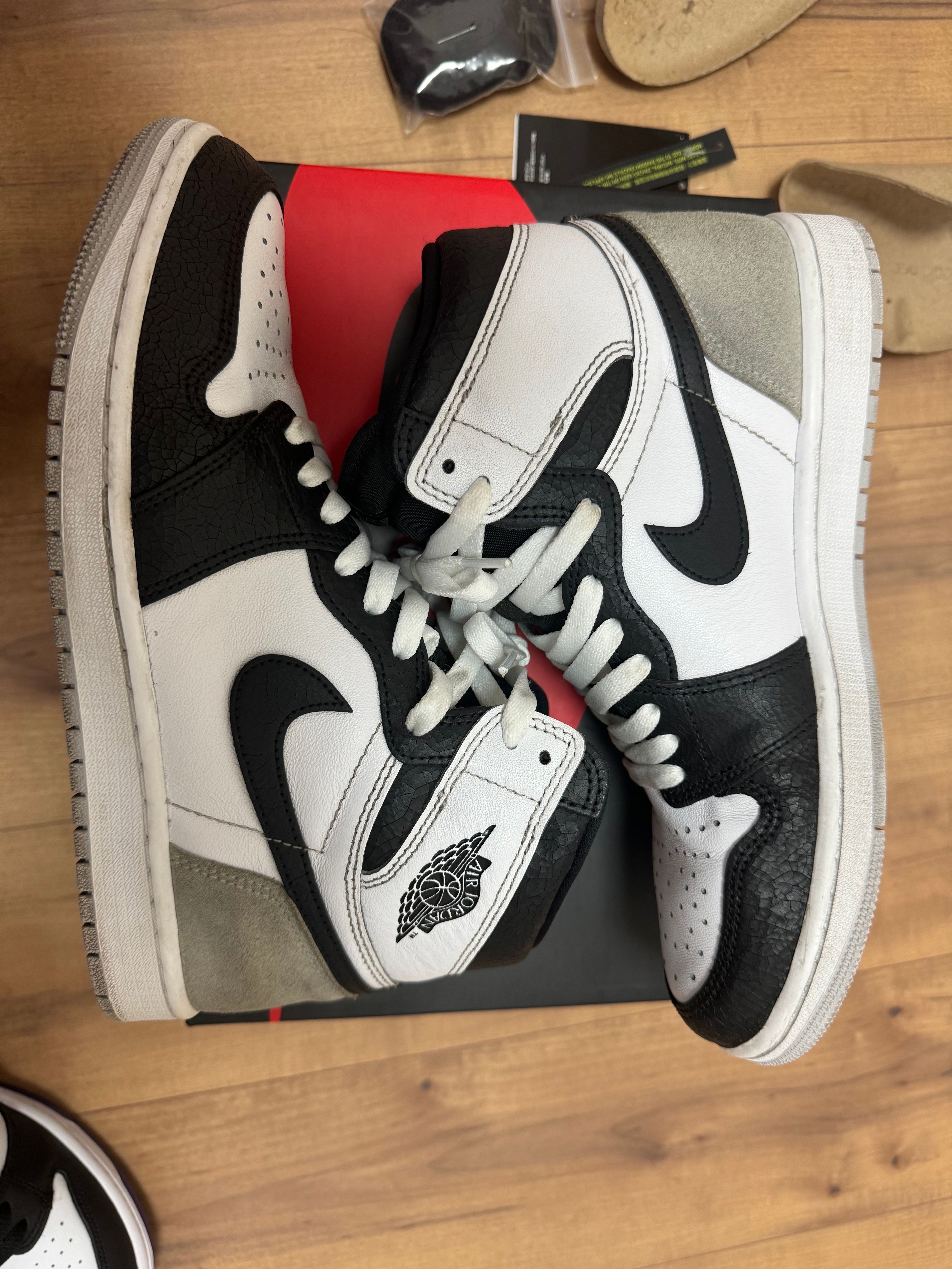 Nike Air Jordan 1 High OG "Bleached Coral"
