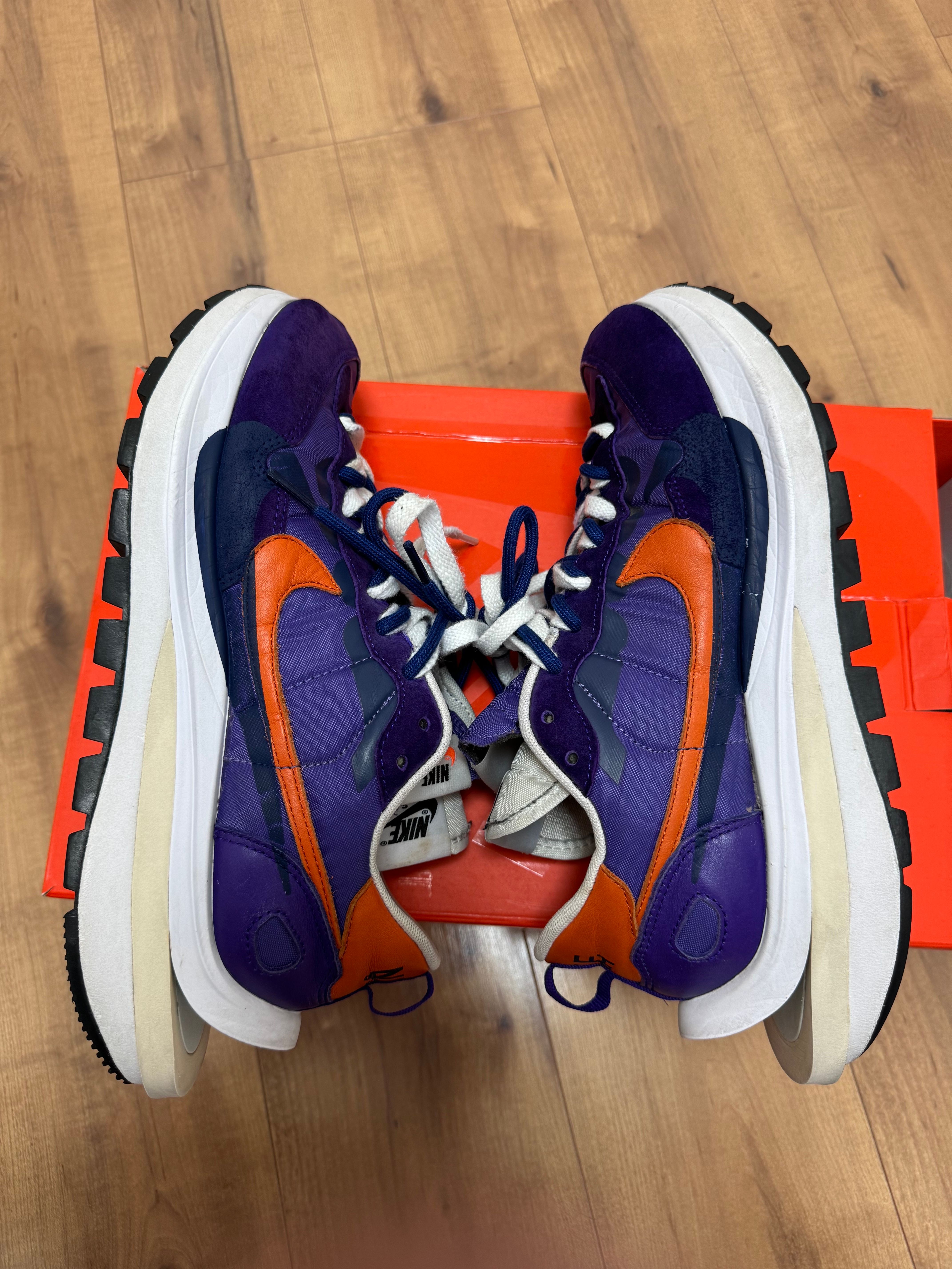 SACAI × NIKE VAPOR WAFFLE "DARK IRIS"