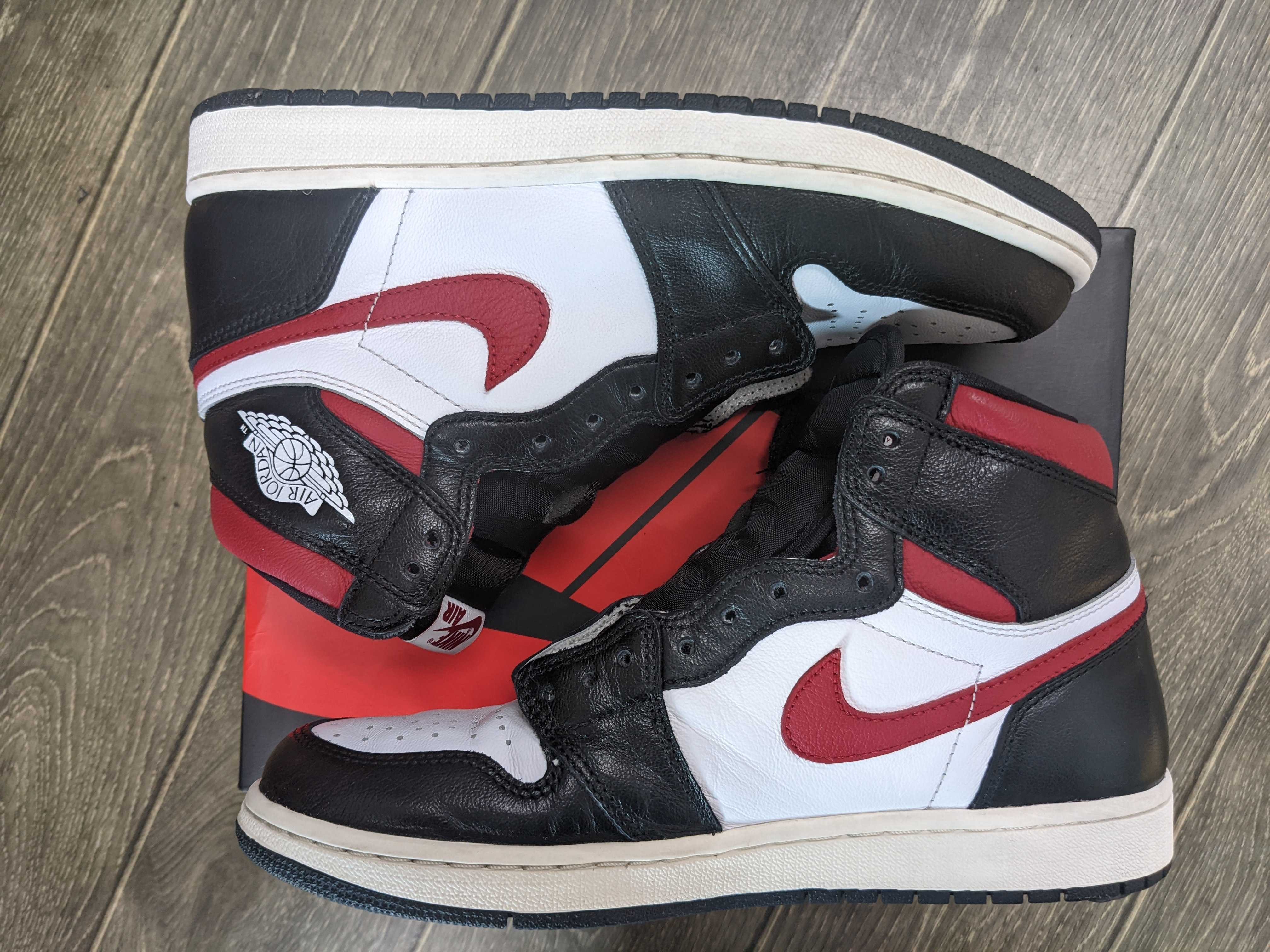 Nike Air Jordan 1 Retro High "Black/White/Sail/Gym Red"    
