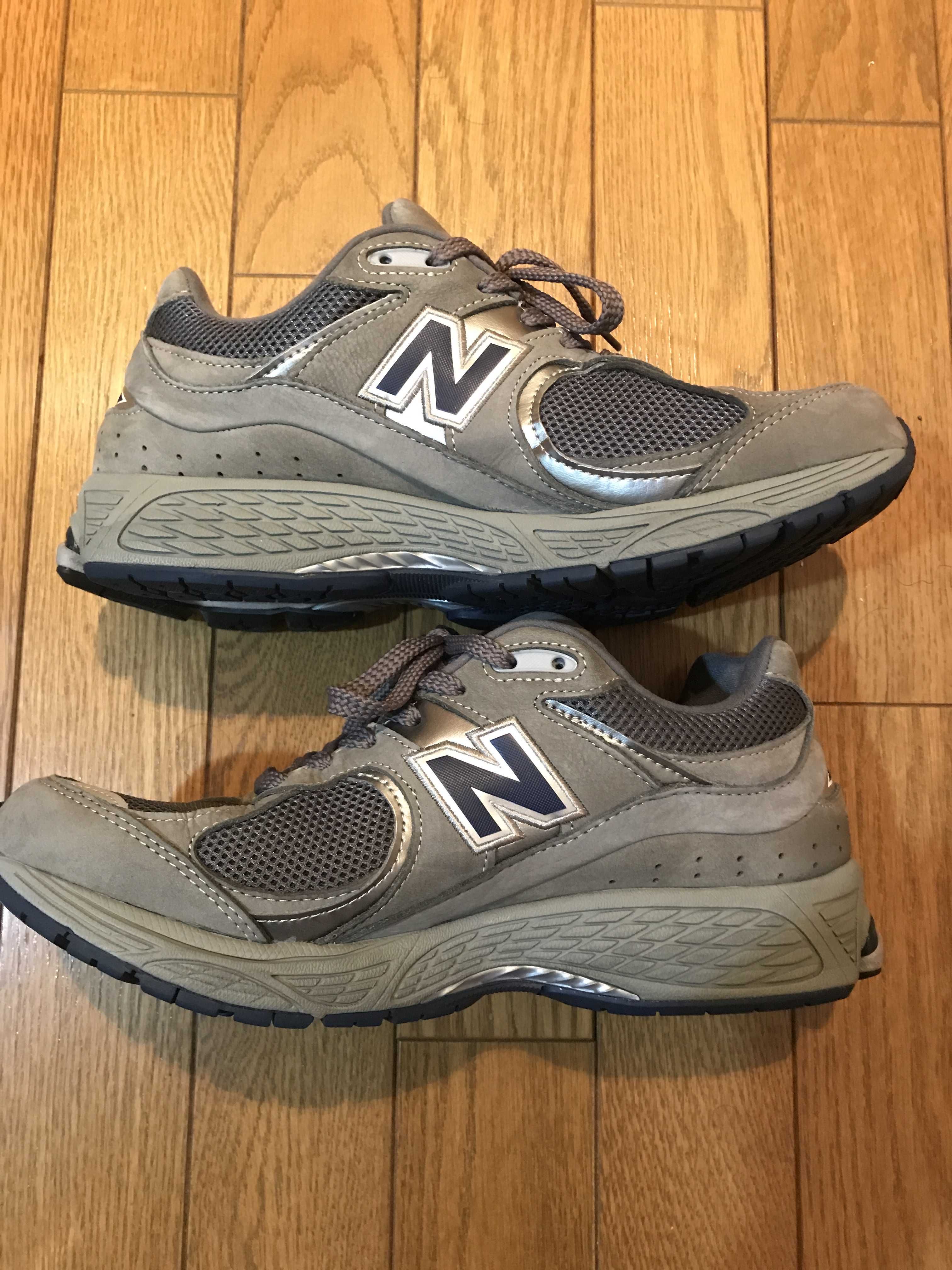 New Balance 2002R "Gray"