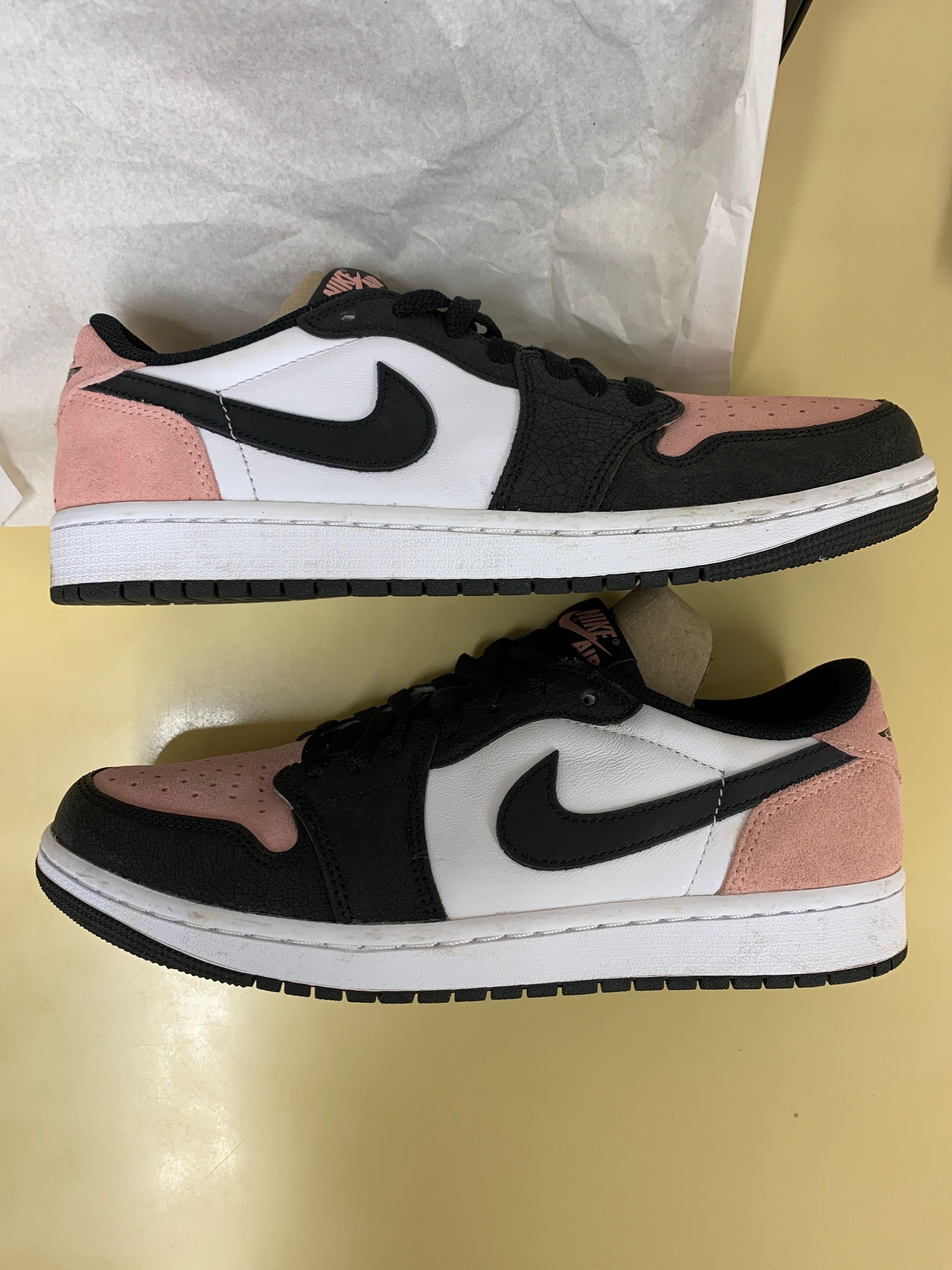 Nike Air Jordan 1 Low OG "Bleached Coral"