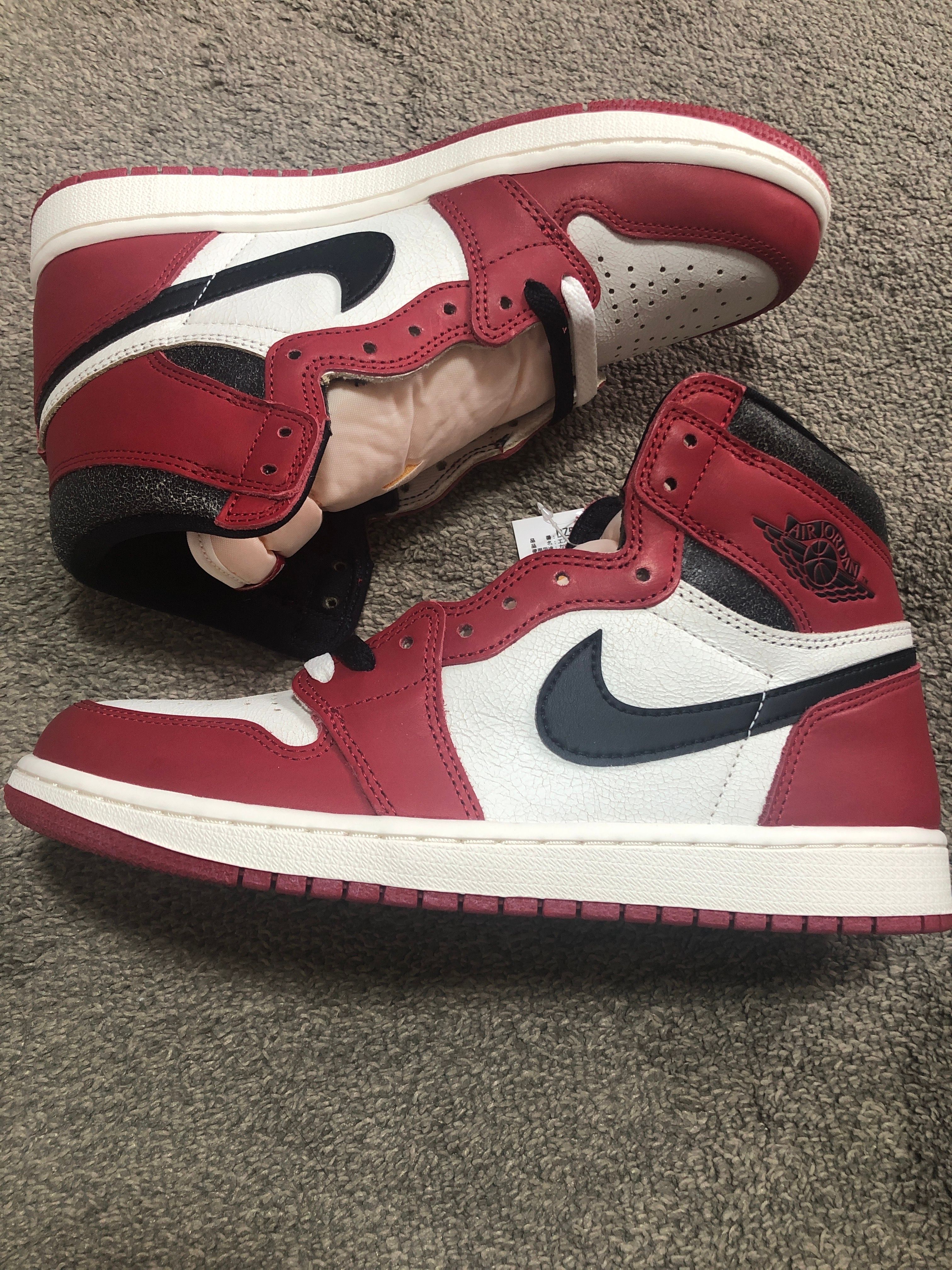 Nike Air Jordan 1 High OG "Lost & Found/Chicago"