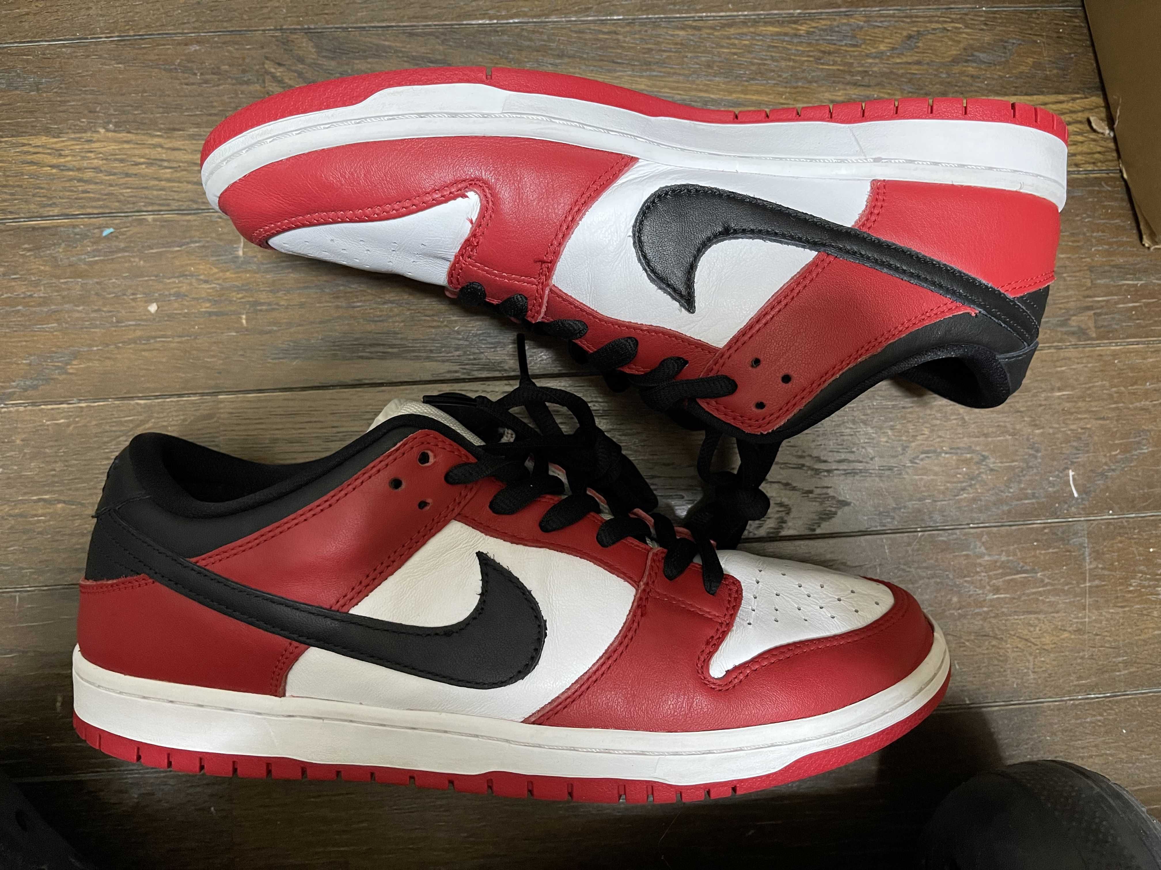 Nike SB Dunk Low Pro "J-Pack Chicago/Varsity Red and White"