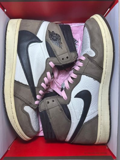 Travis Scott × Nike Air Jordan 1 Retro High OG TS SP "Sail/Dark Mocha"