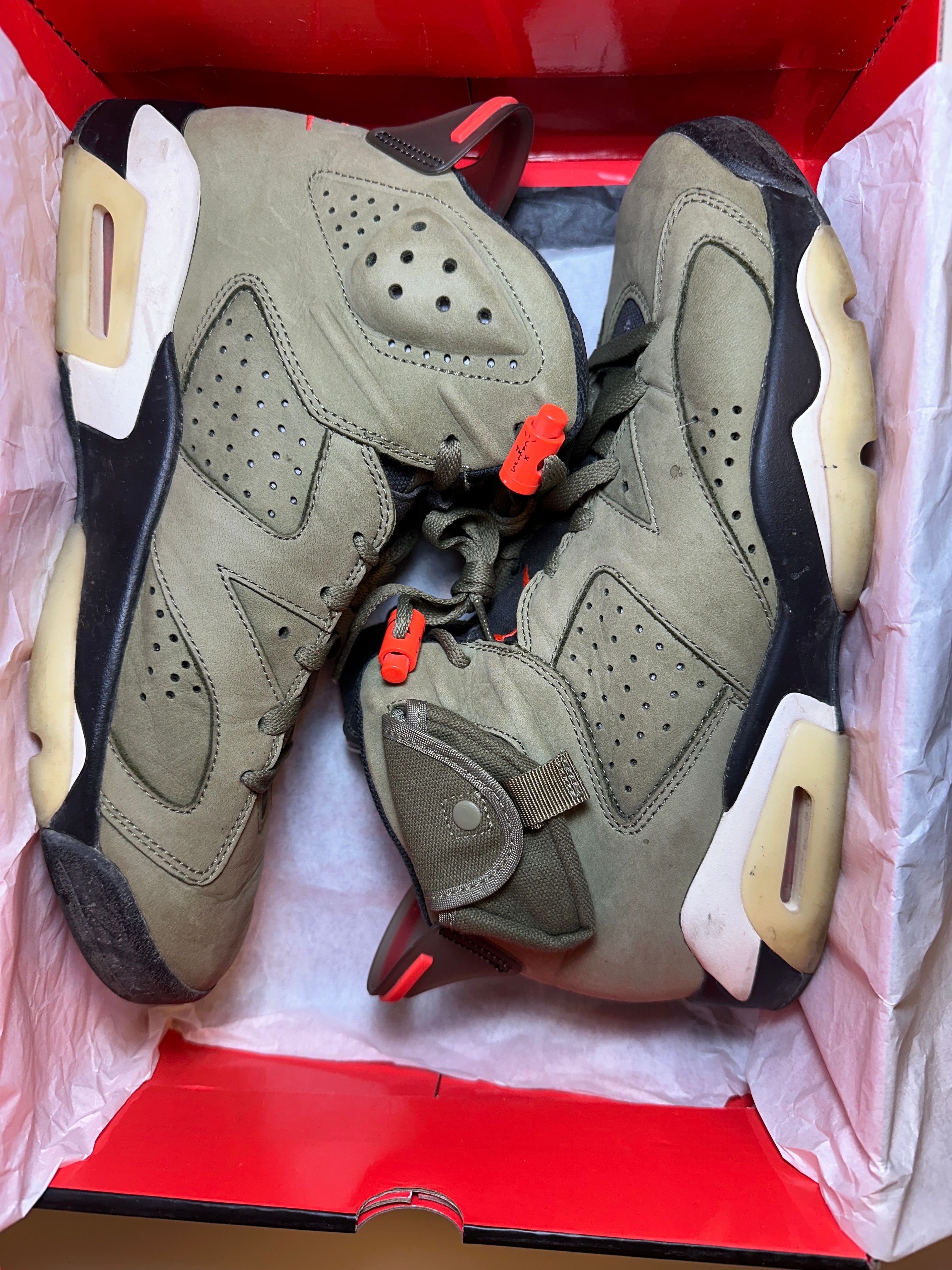 Travis Scott × Nike Air Jordan 6 Retro "Medium Olive"