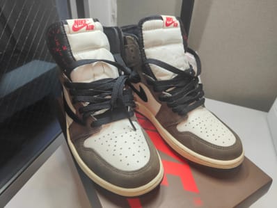 Travis Scott × Nike Air Jordan 1 Retro High OG TS SP "Sail/Dark Mocha"