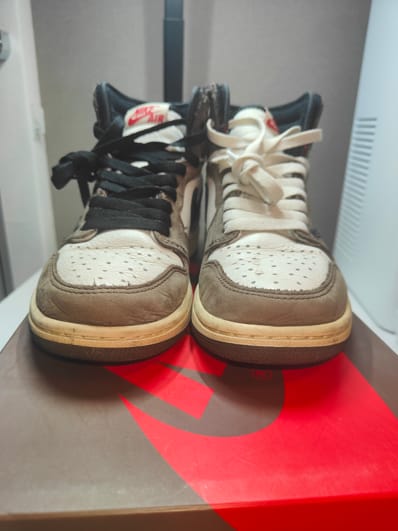 Travis Scott × Nike Air Jordan 1 Retro High OG TS SP "Sail/Dark Mocha"