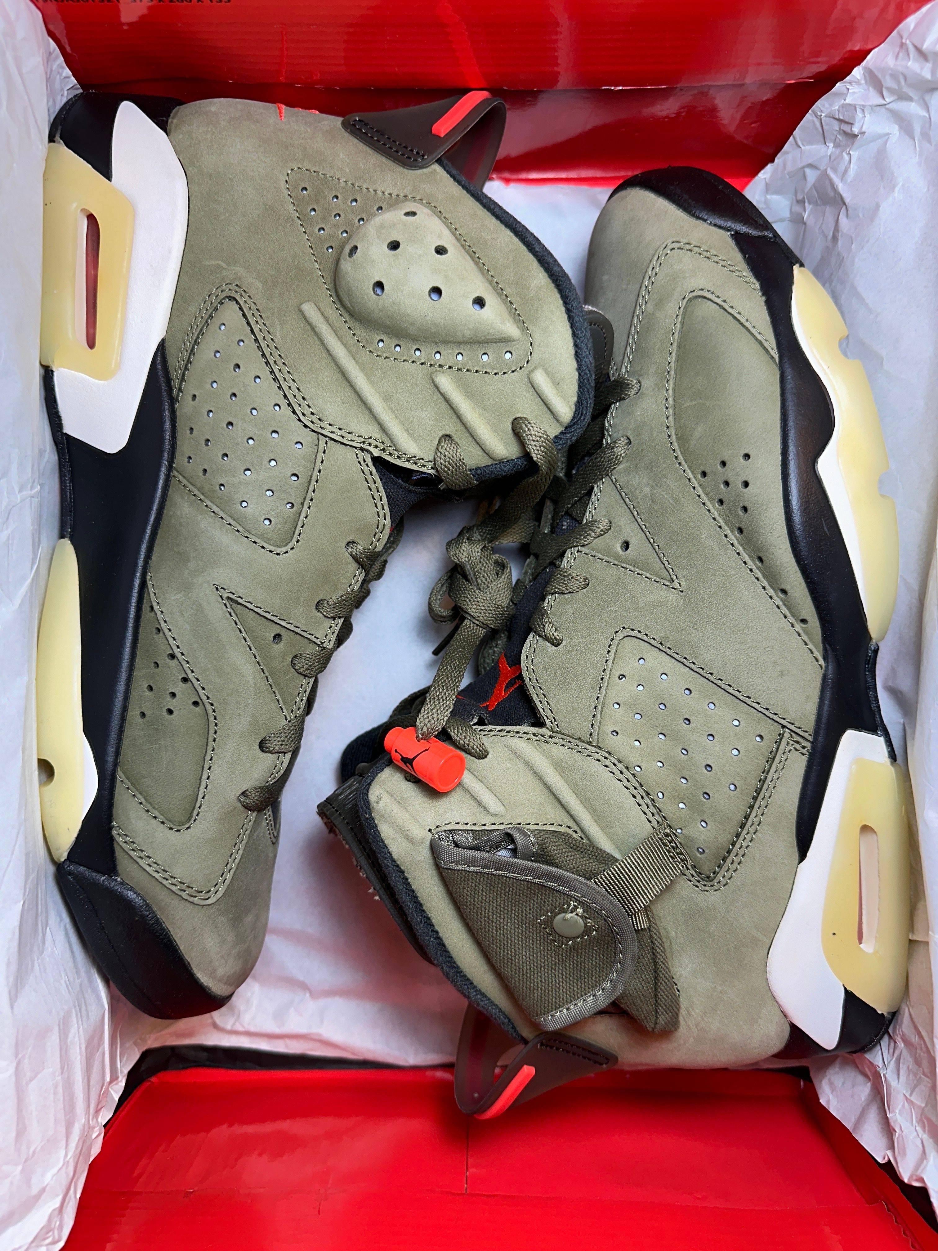 Travis Scott × Nike Air Jordan 6 Retro "Medium Olive"