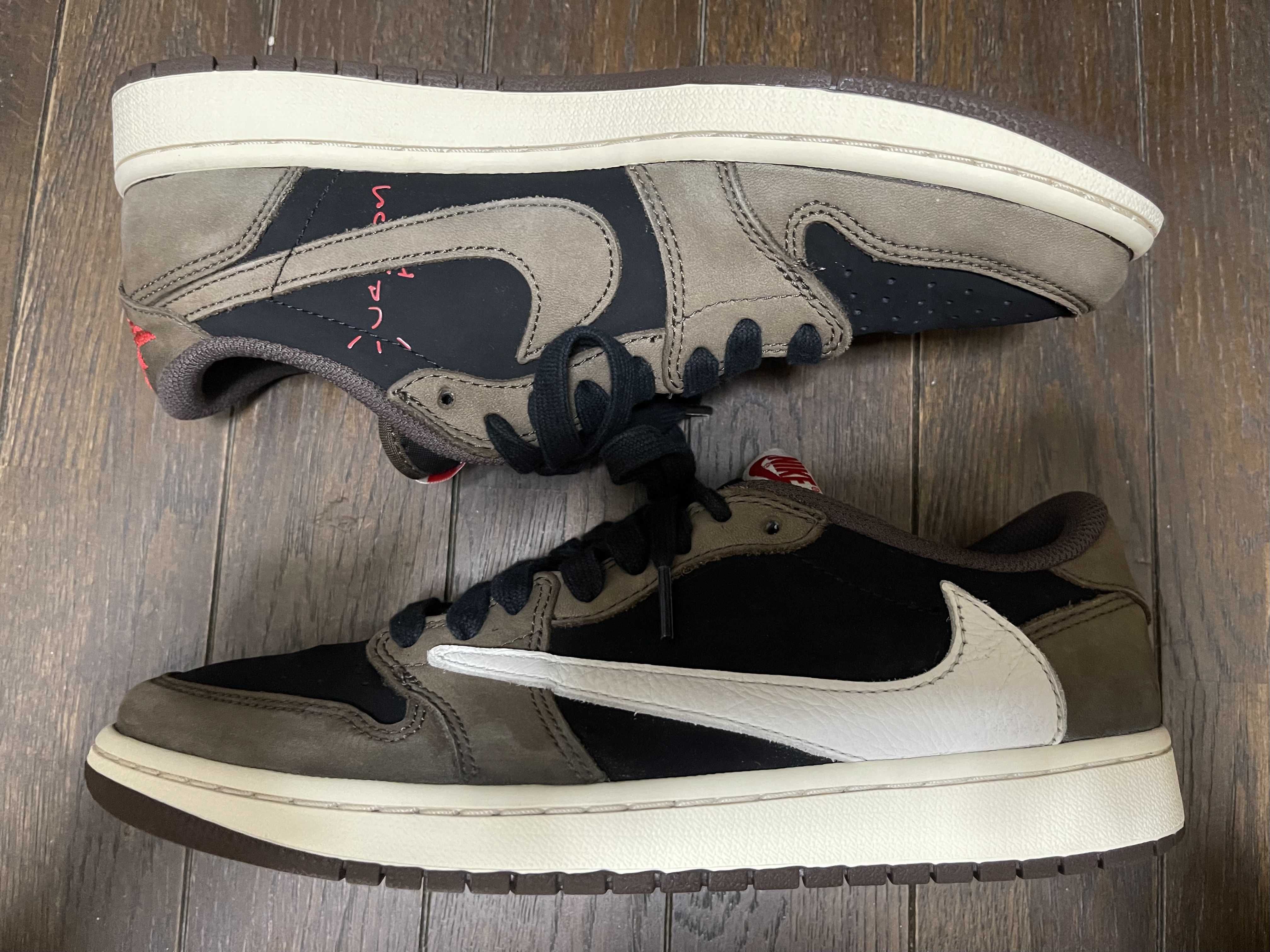 Travis Scott × Nike Air Jordan 1 Low OG SP-T  "Black/Dark Mocha"
