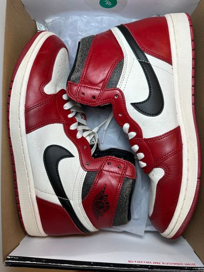 Nike Air Jordan 1 High OG "Lost & Found/Chicago"