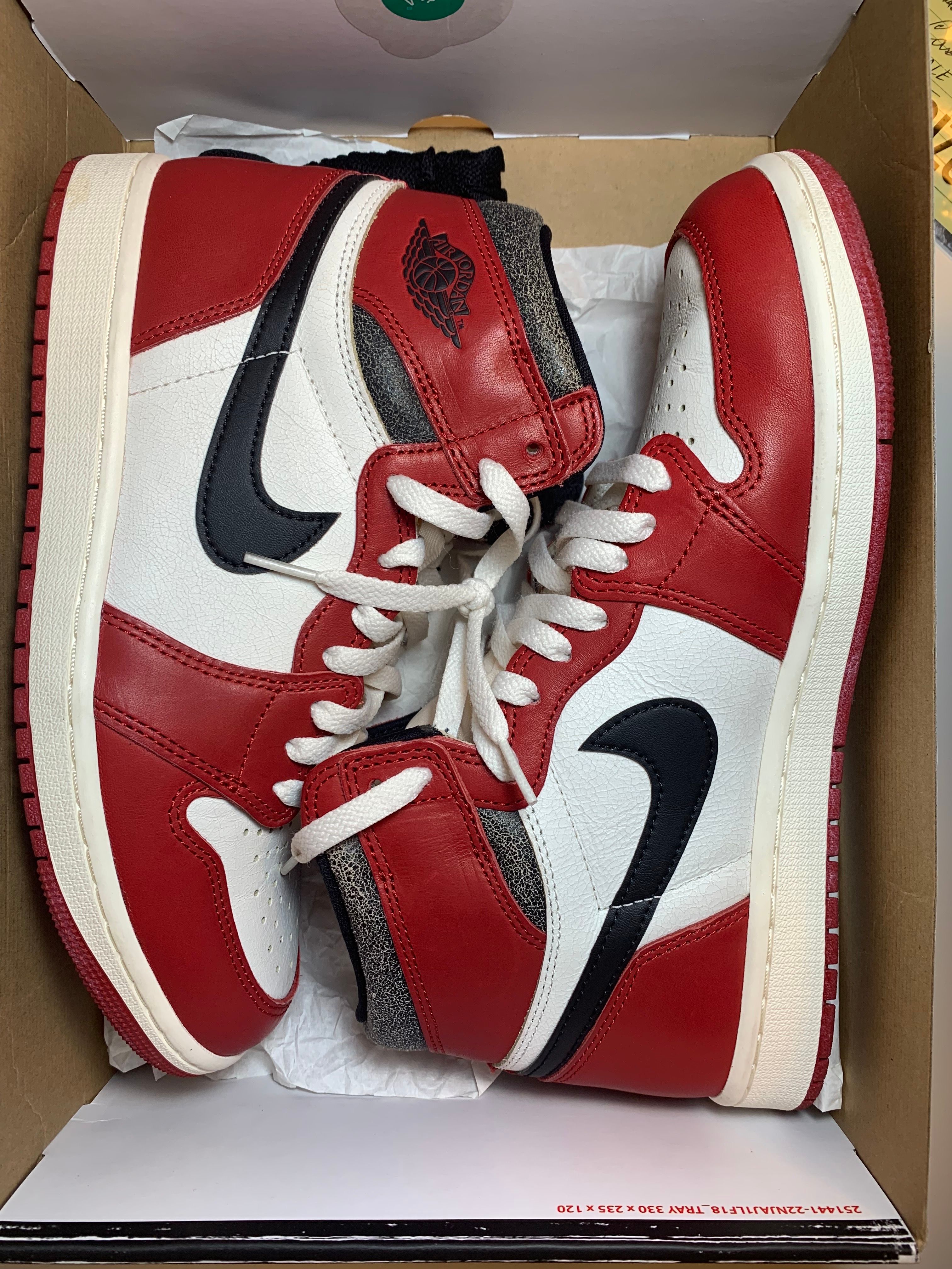 Nike Air Jordan 1 High OG "Lost & Found/Chicago"