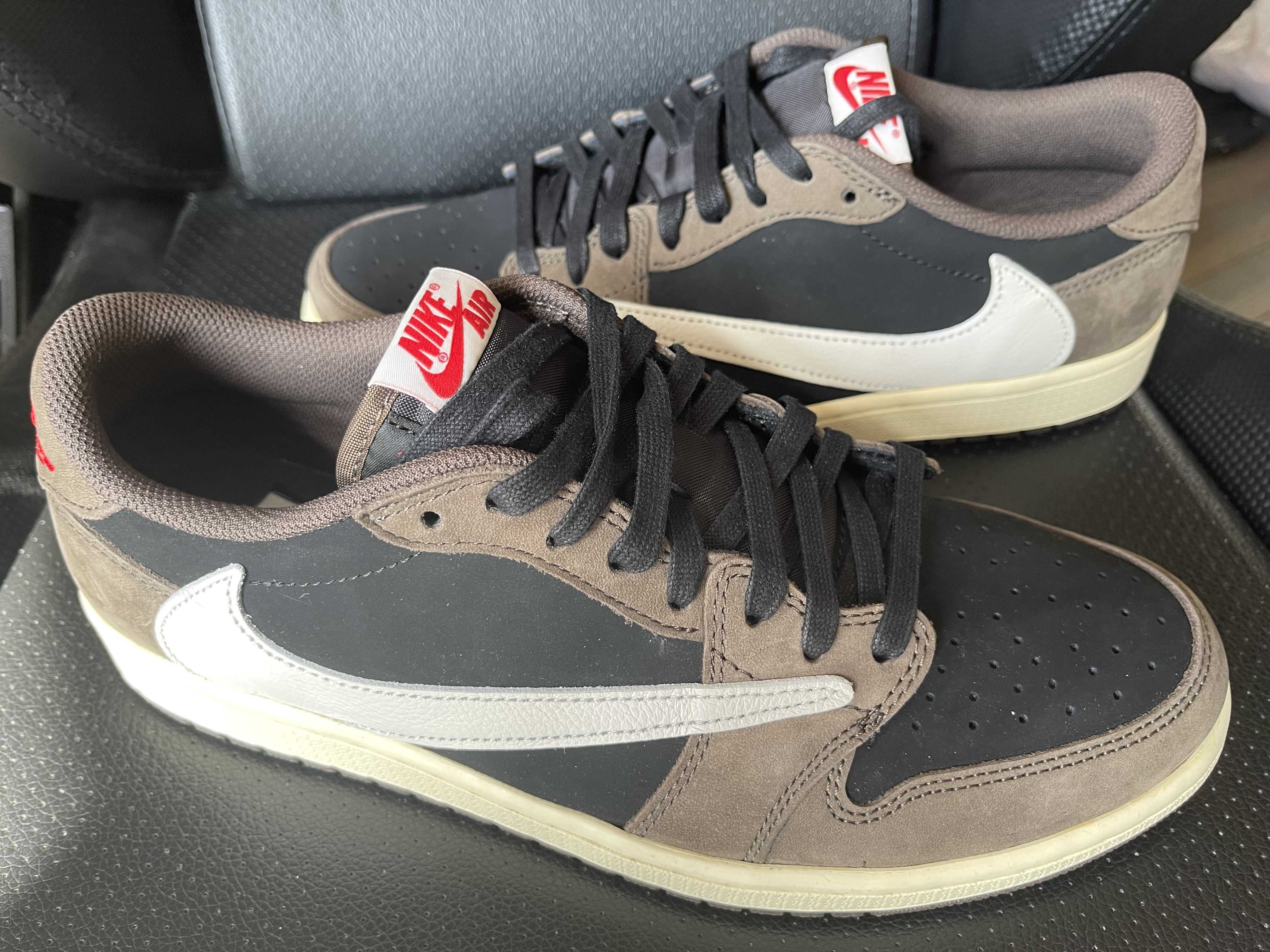 Travis Scott × Nike Air Jordan 1 Low OG SP-T  "Black/Dark Mocha"