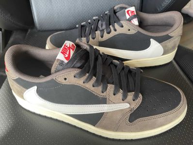 Travis Scott × Nike Air Jordan 1 Low OG SP-T "Black/Dark Mocha"