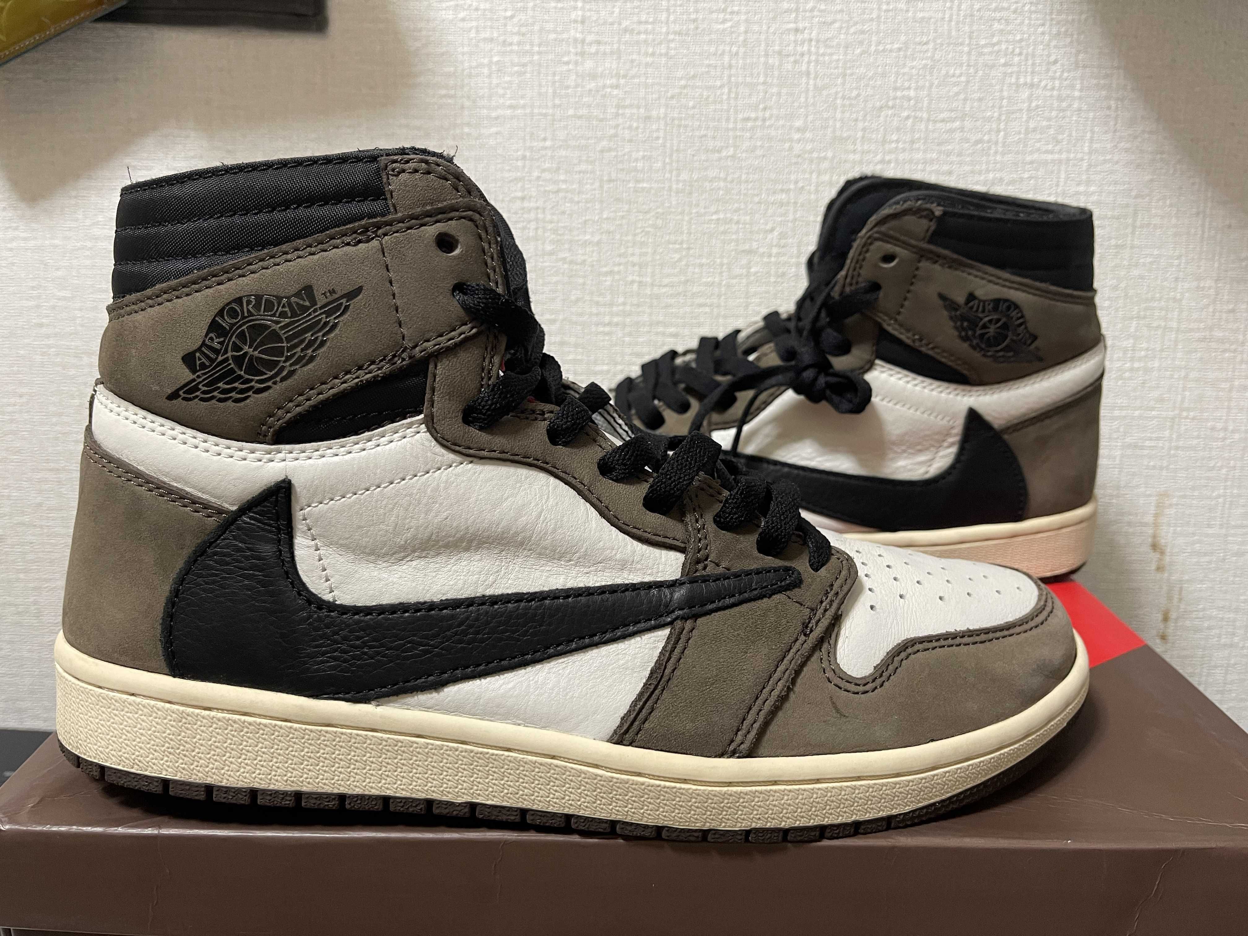 Travis Scott × Nike Air Jordan 1 Retro High OG TS SP "Sail/Dark Mocha"