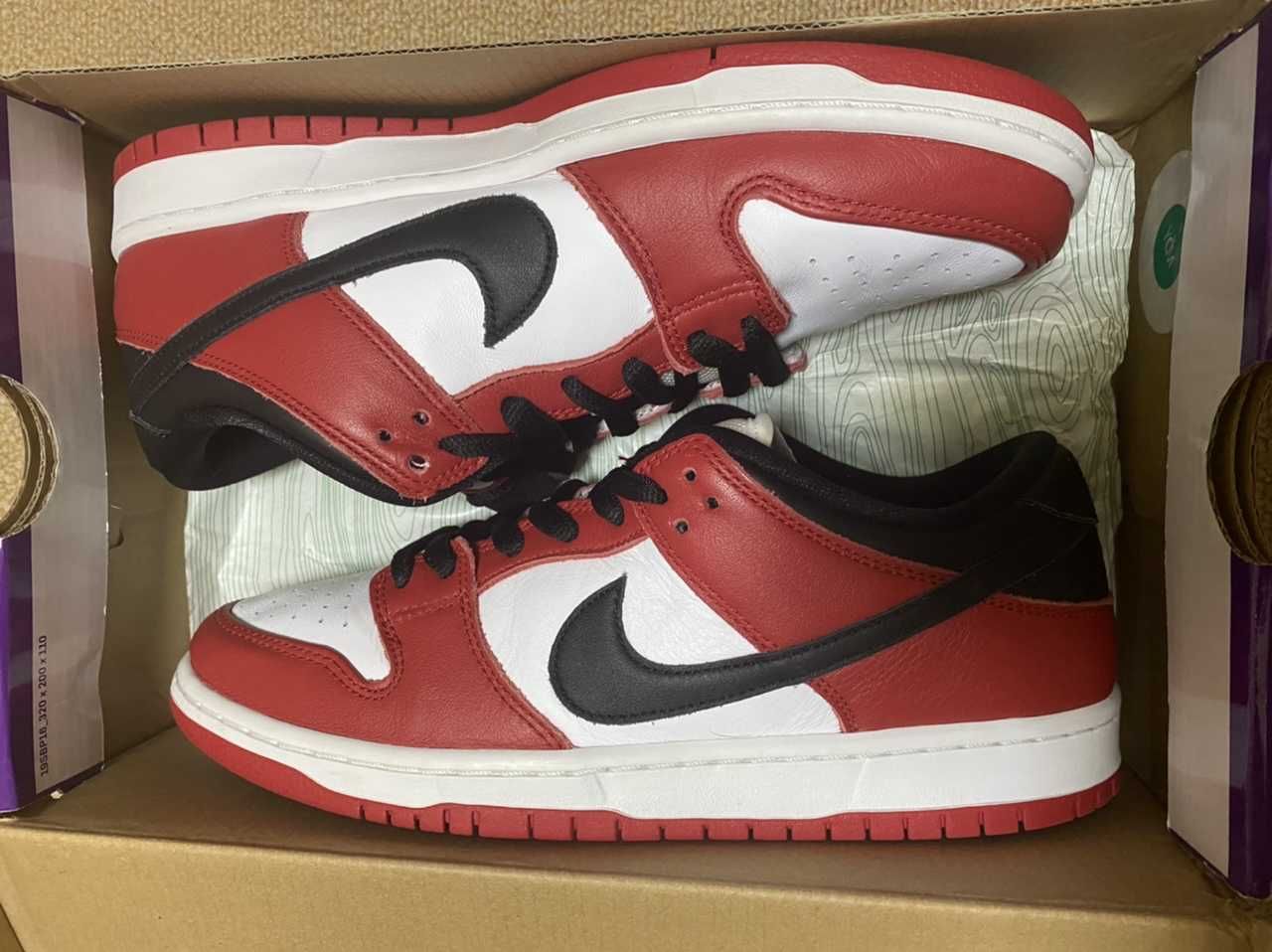 Nike SB Dunk Low Pro "J-Pack Chicago/Varsity Red and White"