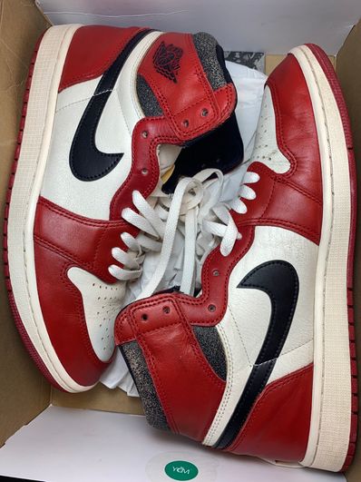 Nike Air Jordan 1 High OG "Lost & Found/Chicago"